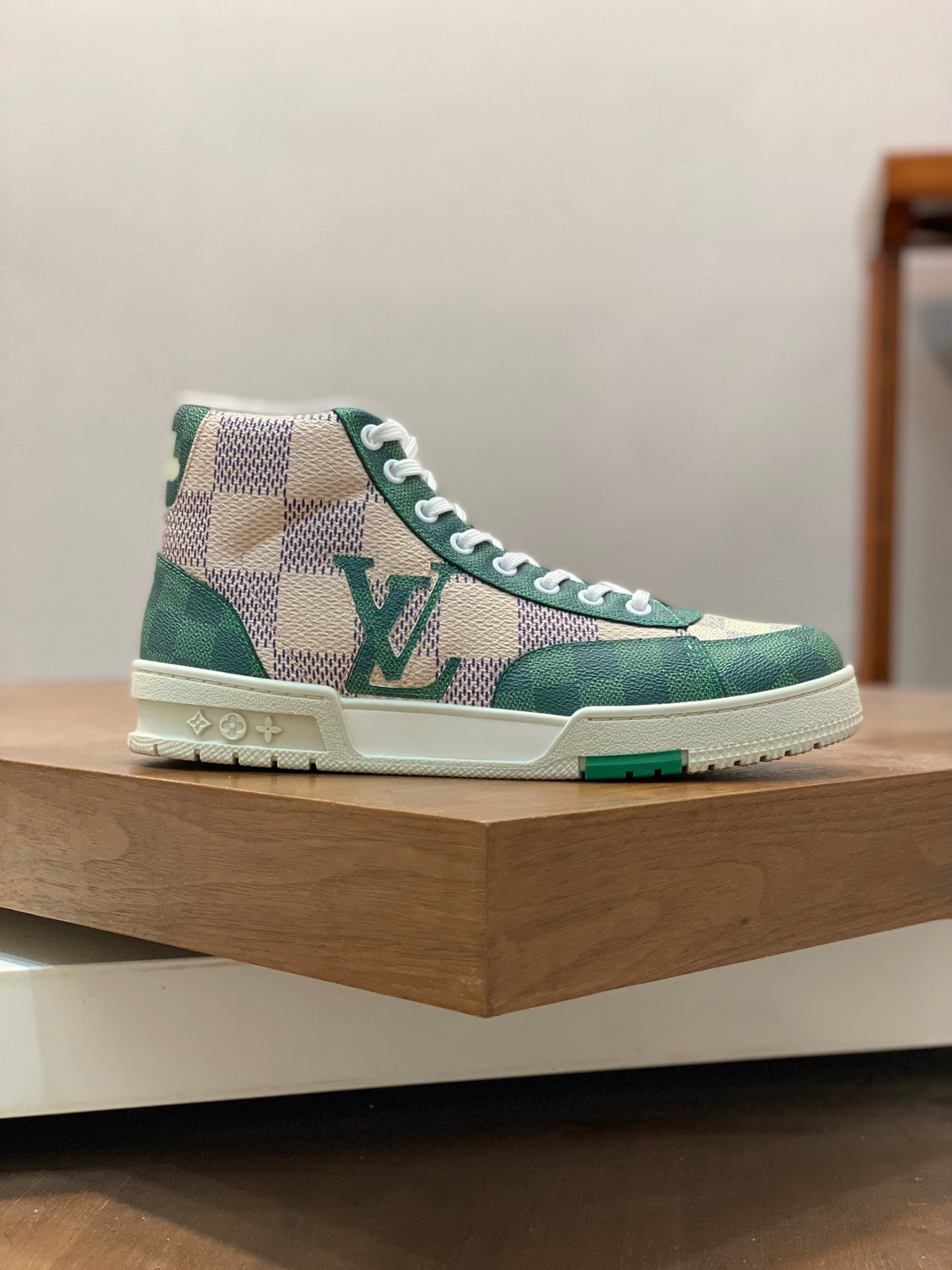 Louis Vuitton sneakers 219