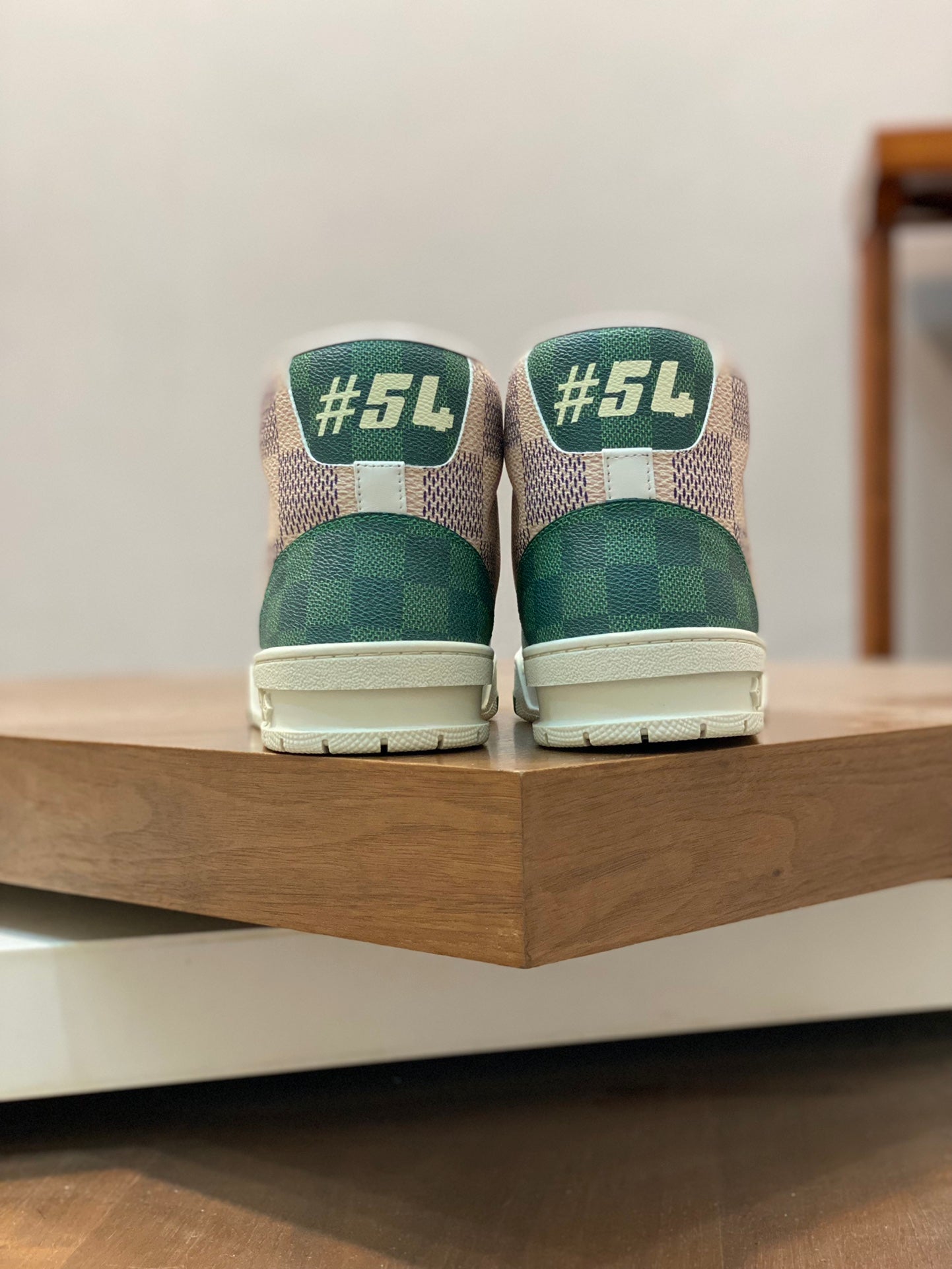 Louis Vuitton sneakers 219