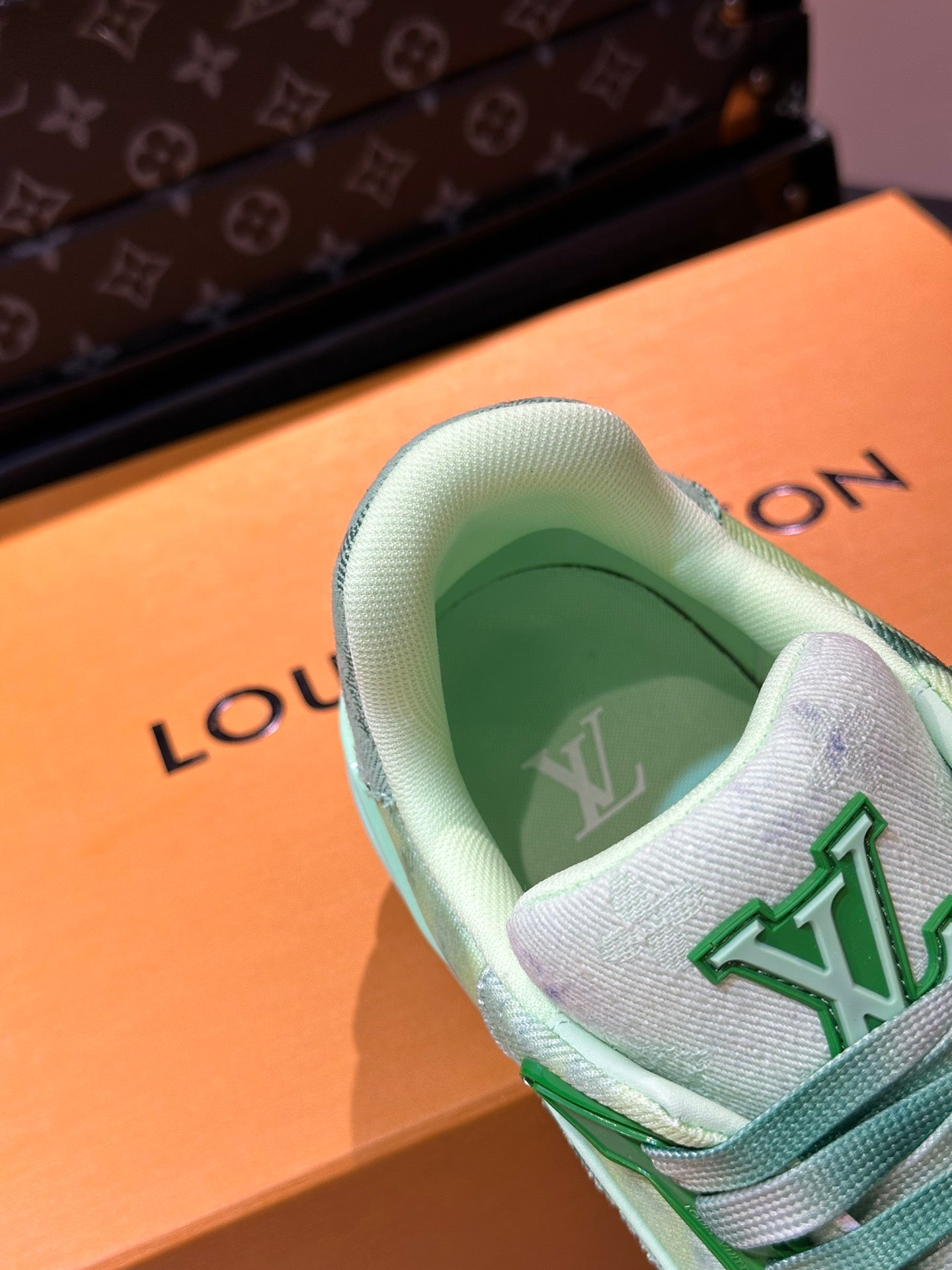 Louis Vuitton sneakers 222