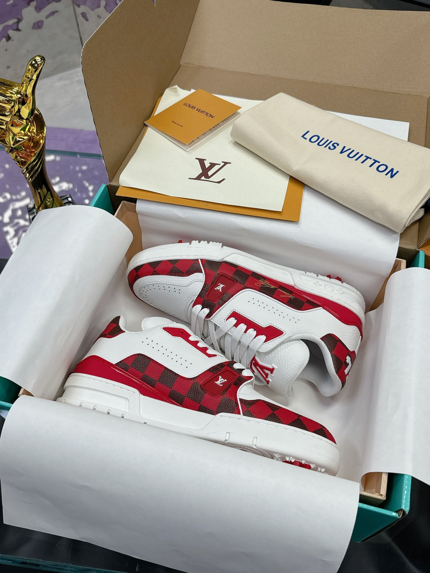 Louis Vuitton sneakers 227