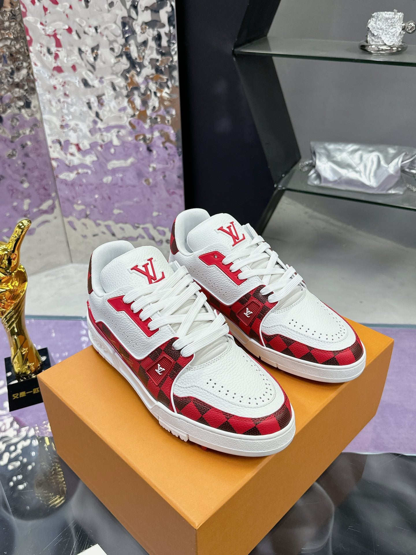 Louis Vuitton sneakers 227