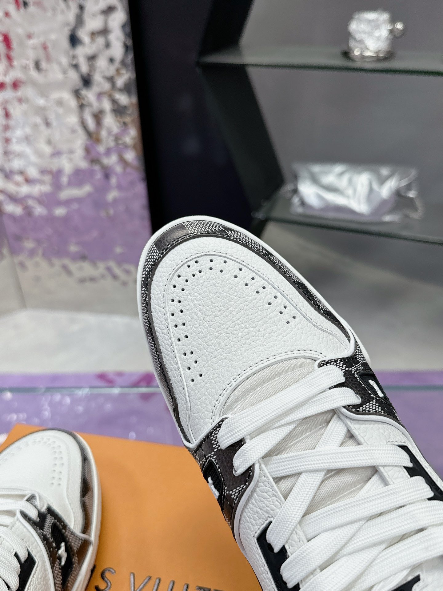 Louis Vuitton sneakers 229