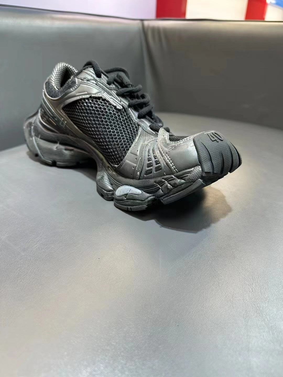 Balenciaga sneakers 27