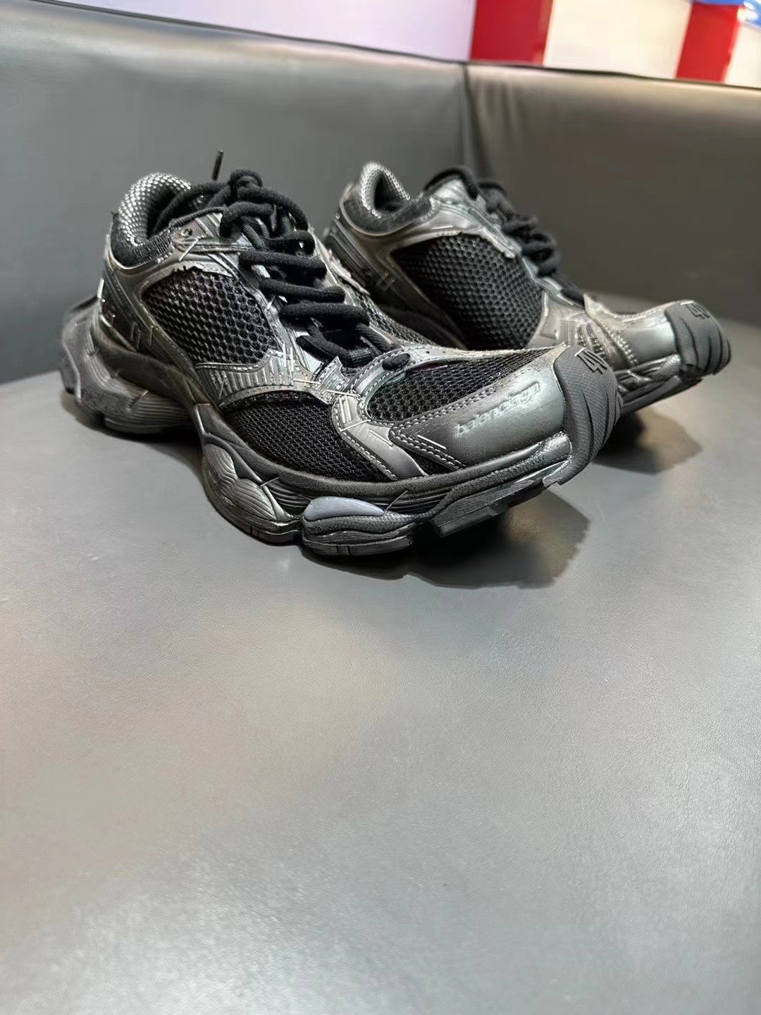 Balenciaga sneakers 27