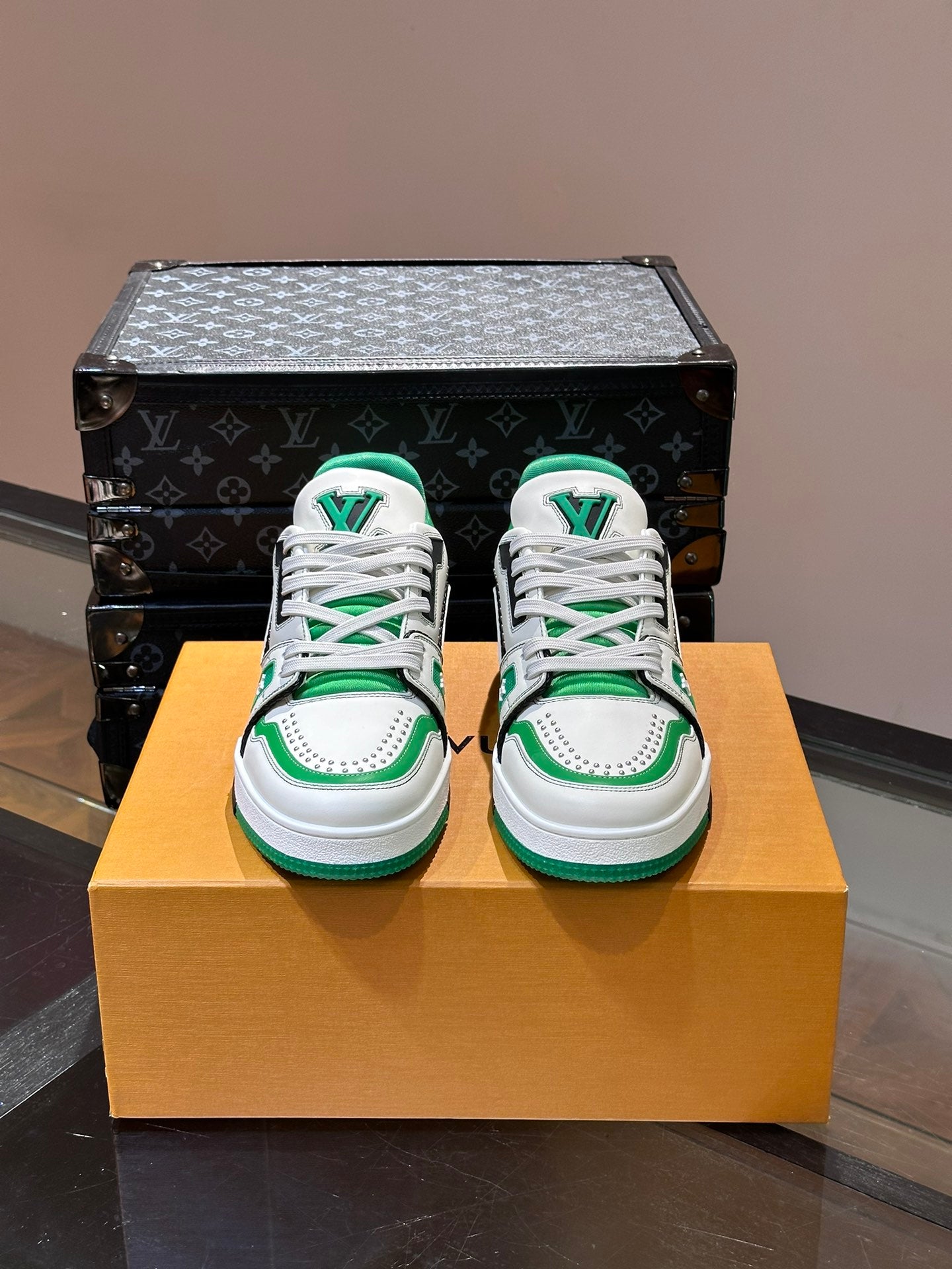 Louis Vuitton sneakers 234