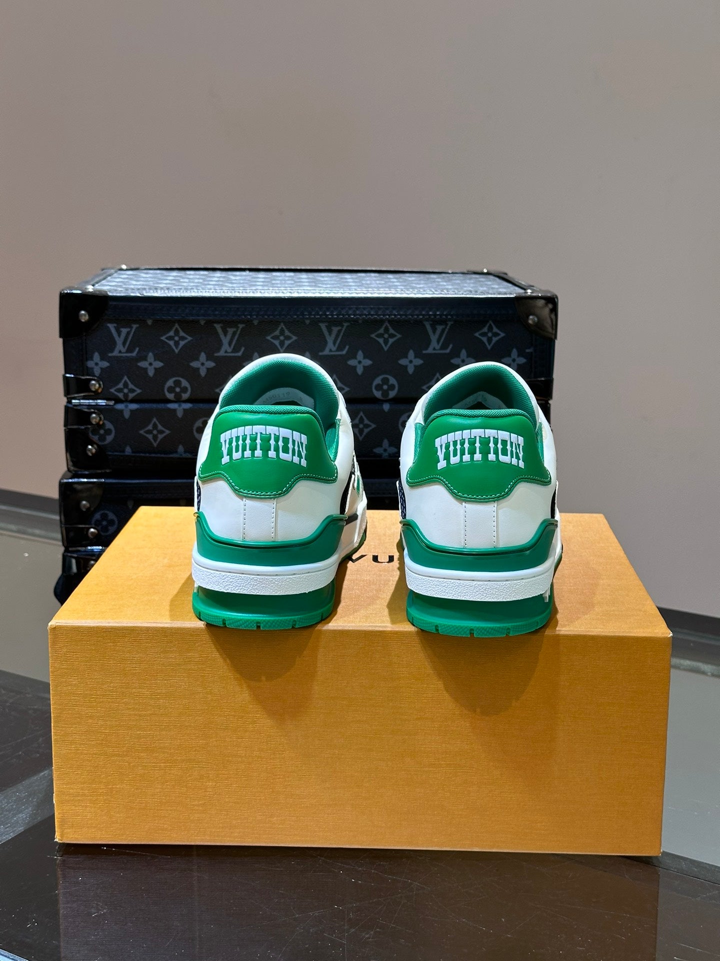 Louis Vuitton sneakers 234