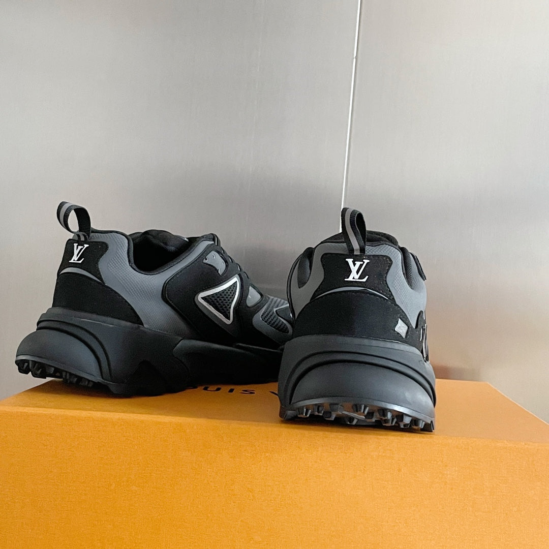 Louis Vuitton sneakers 237