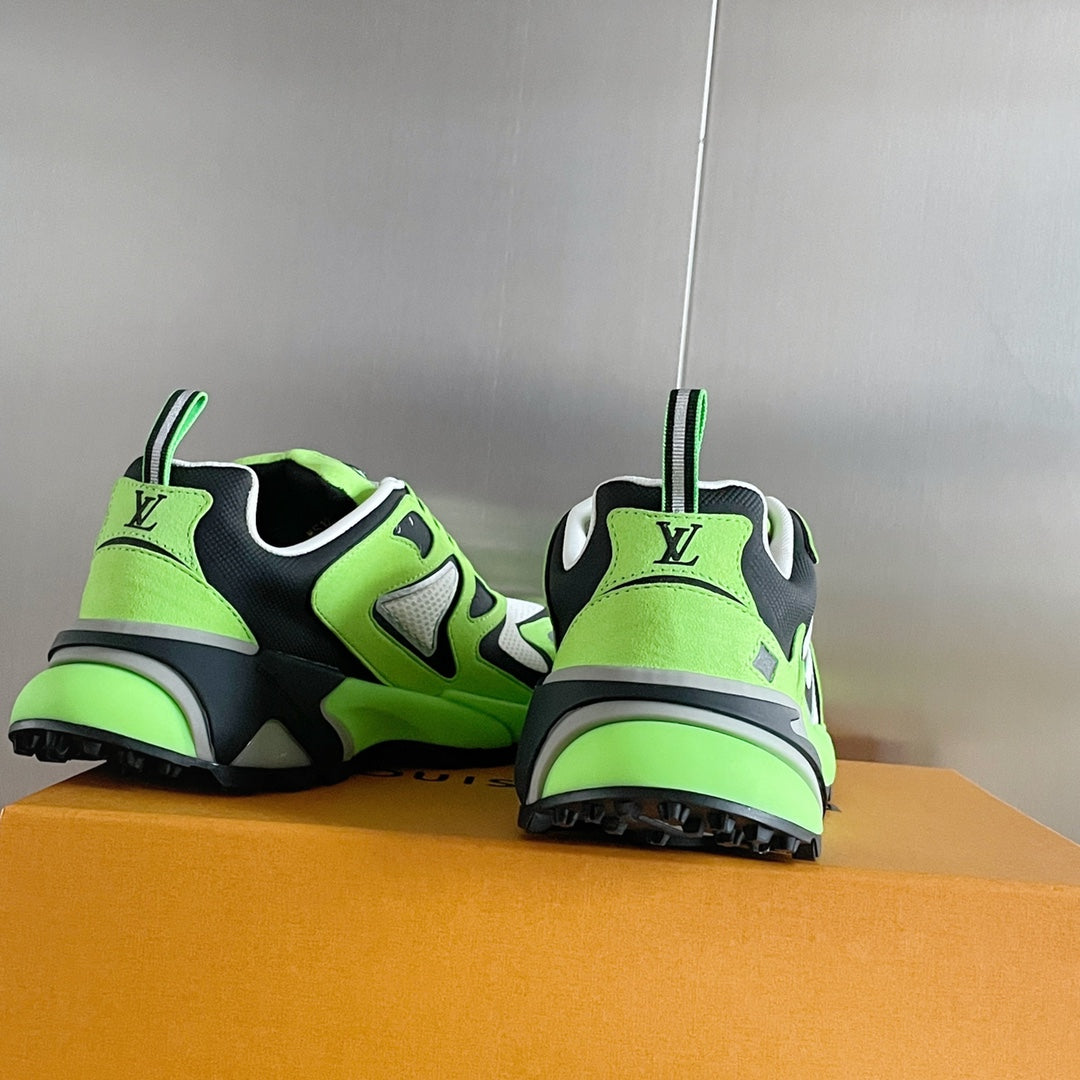 Louis Vuitton sneakers 238