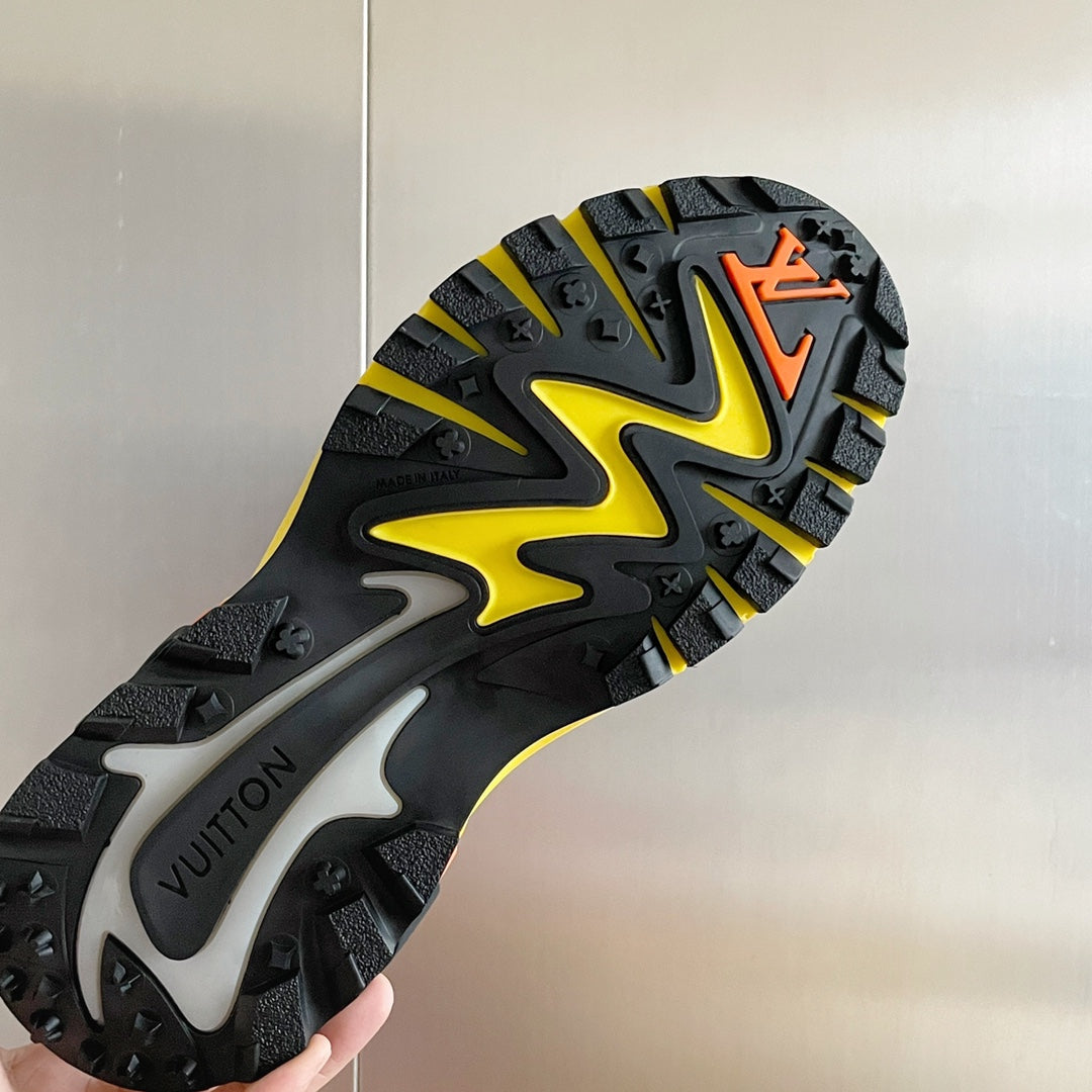 Louis Vuitton sneakers 239