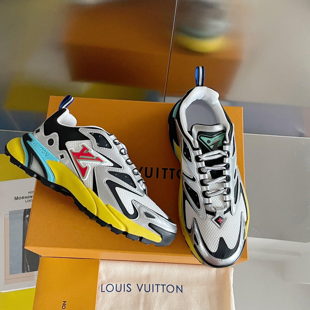 Louis Vuitton sneakers 240
