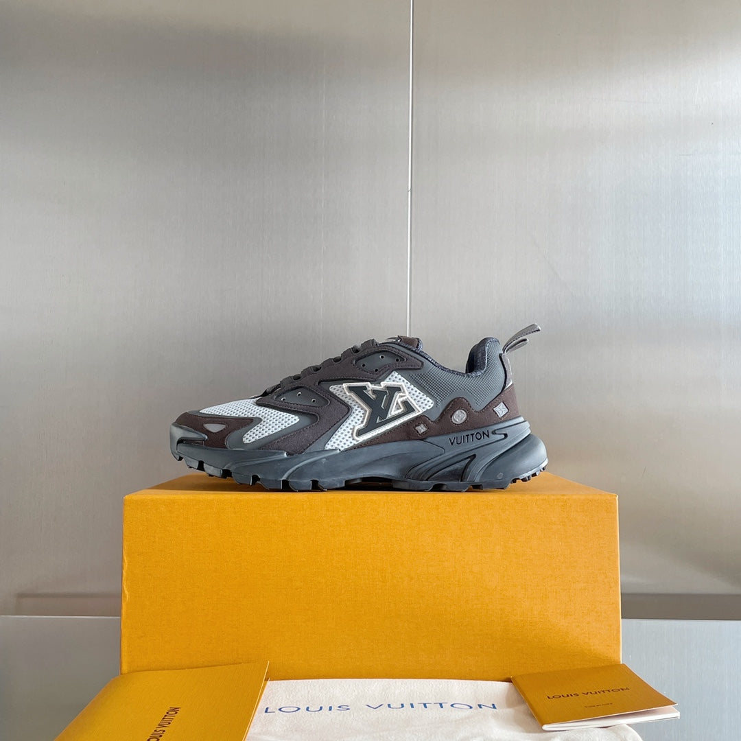Louis Vuitton sneakers 241