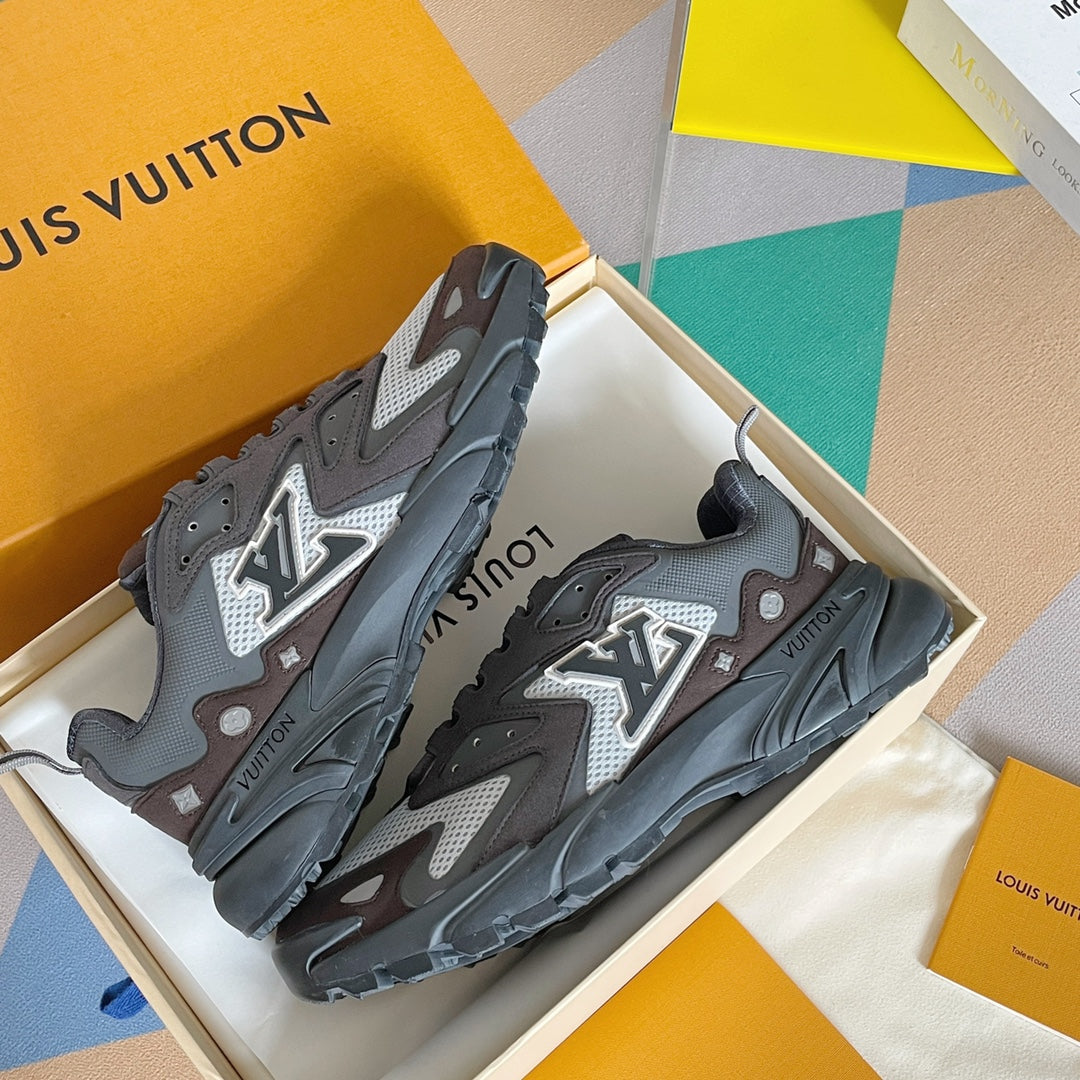 Louis Vuitton sneakers 241