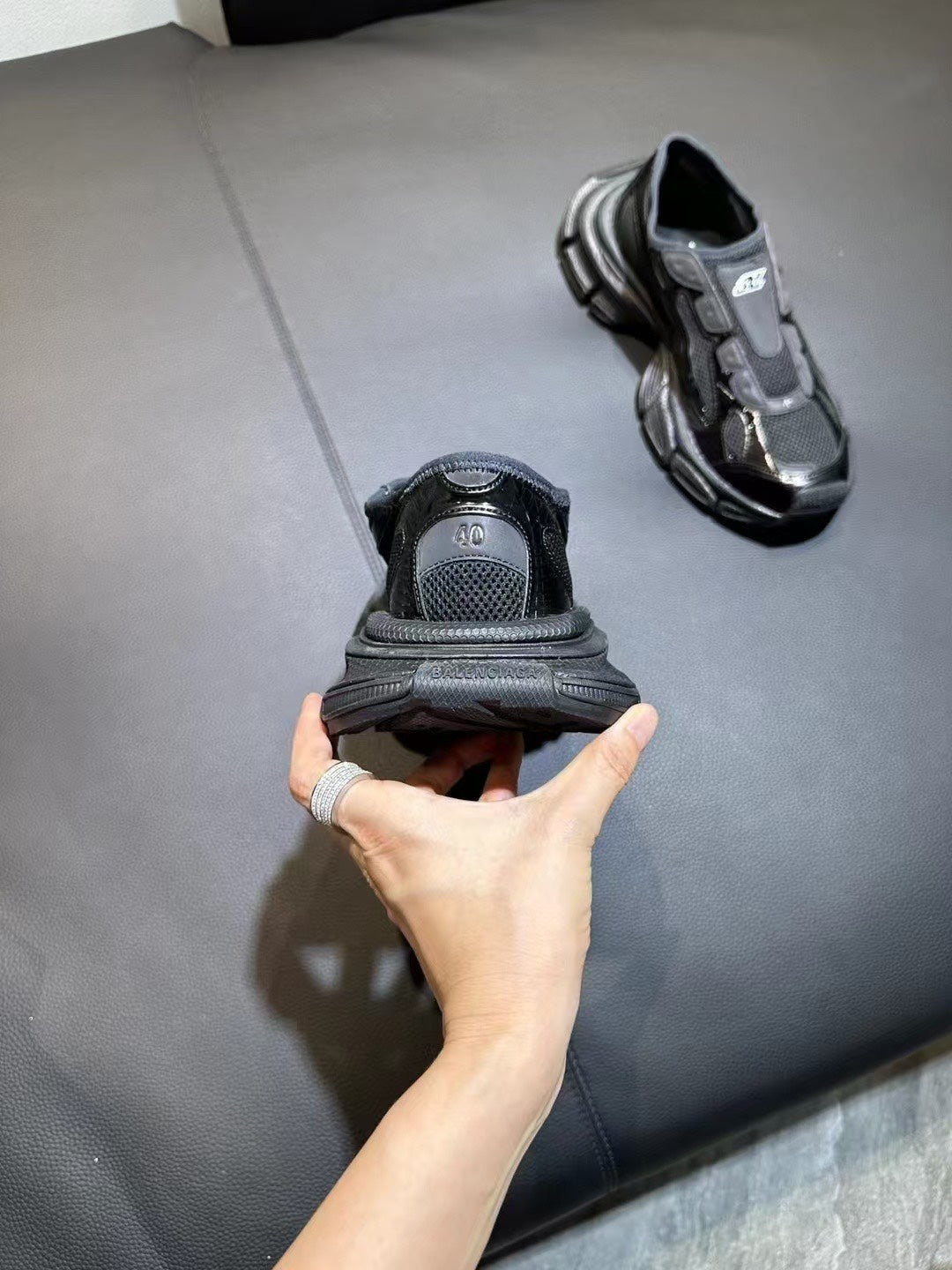 Balenciaga sneakers 30