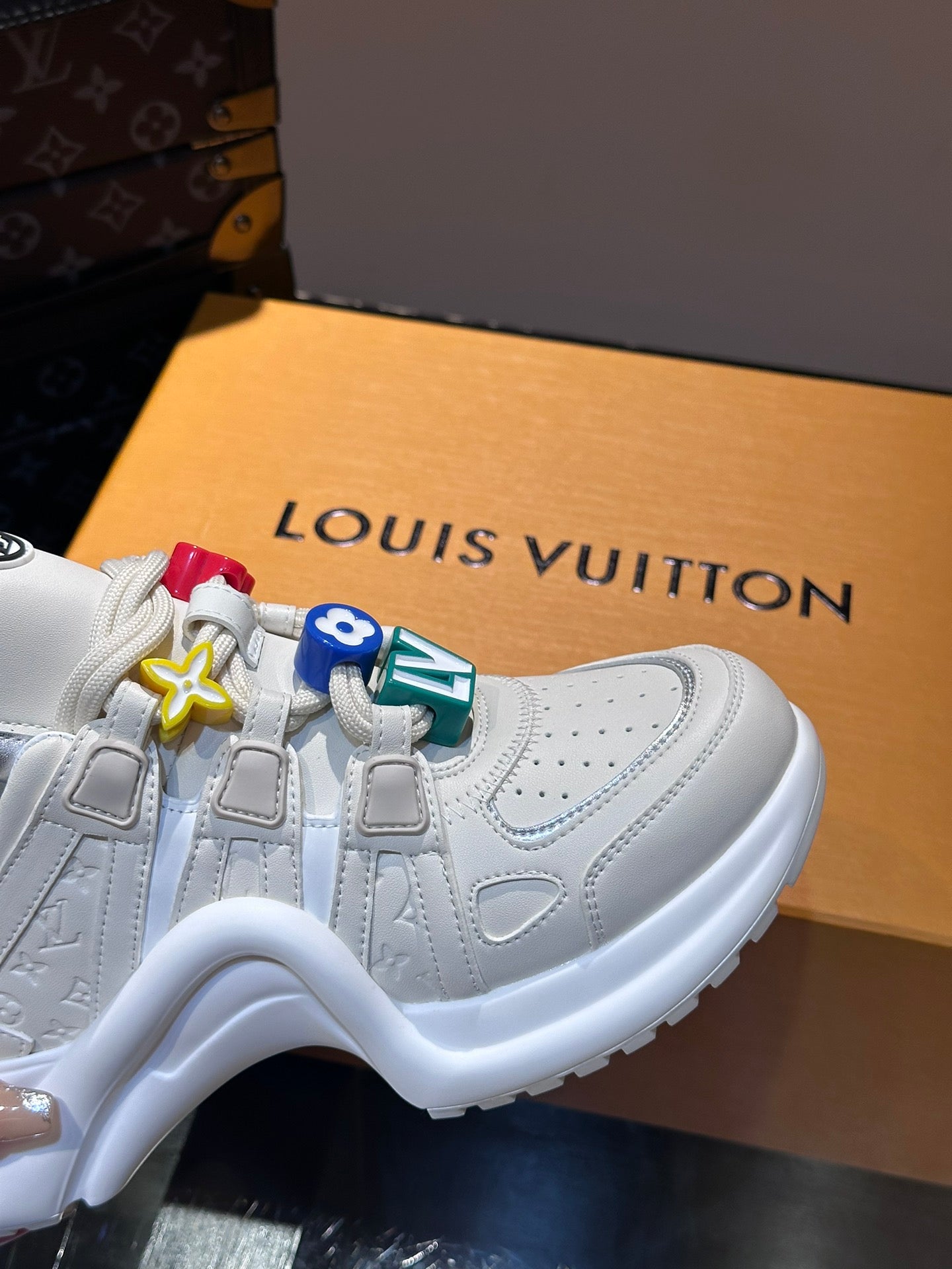 Louis Vuitton sneakers 252