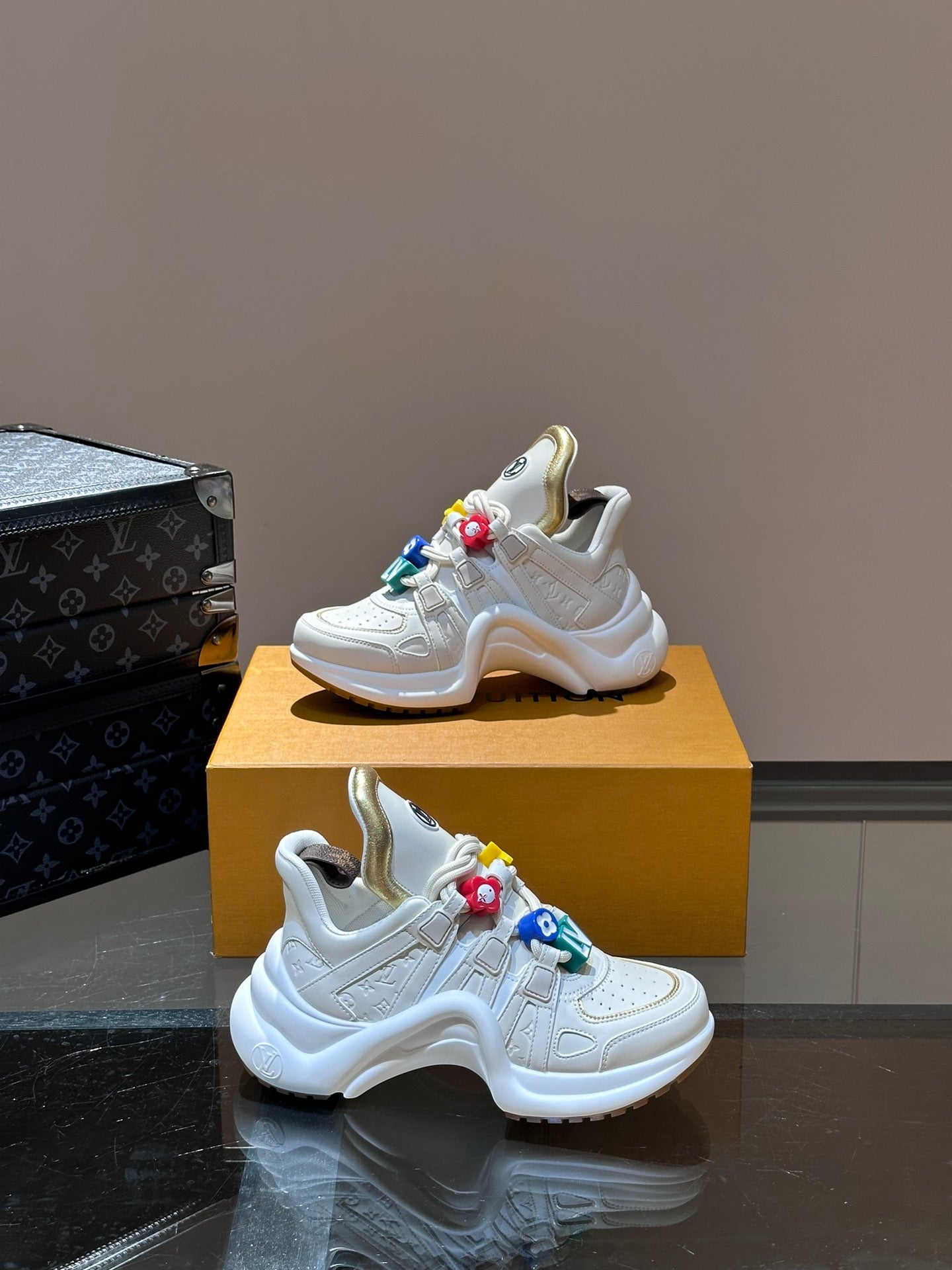 Louis Vuitton sneakers 254