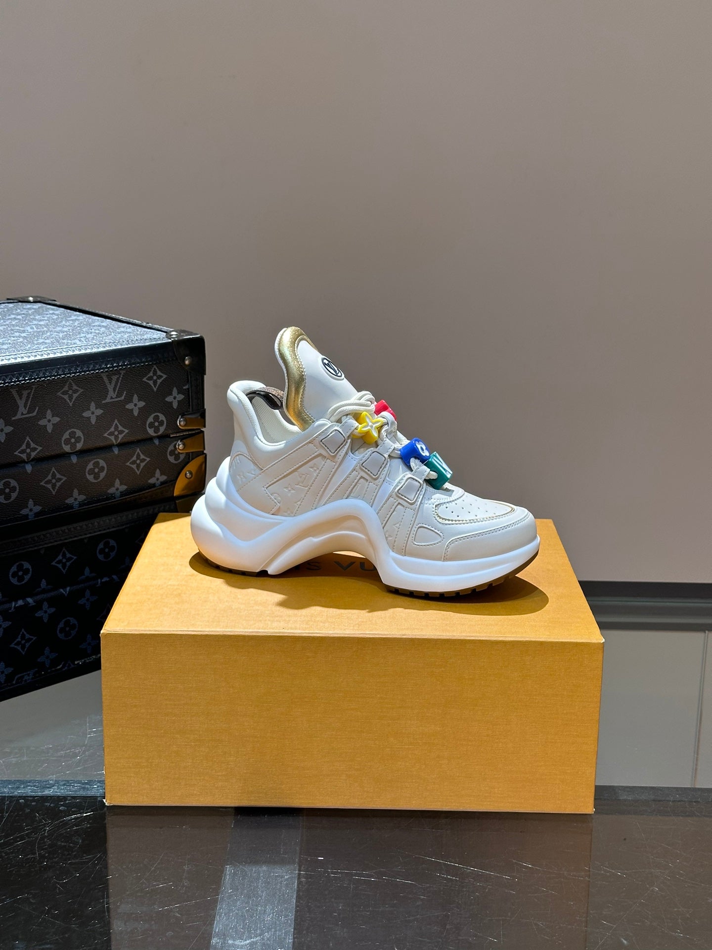 Louis Vuitton sneakers 254