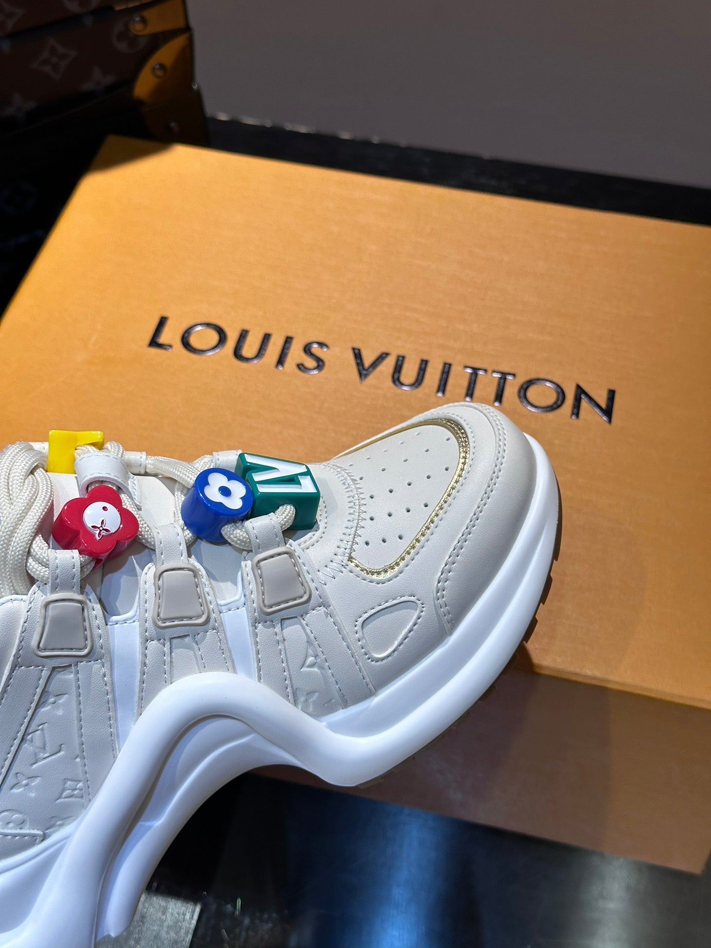 Louis Vuitton sneakers 254