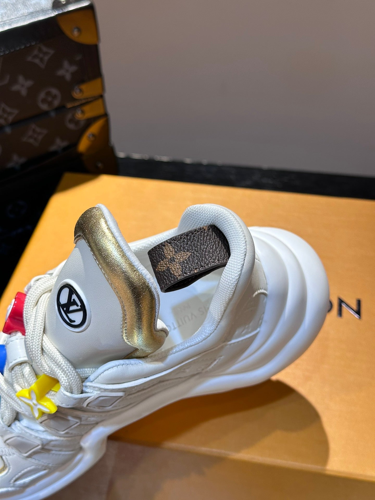 Louis Vuitton sneakers 254
