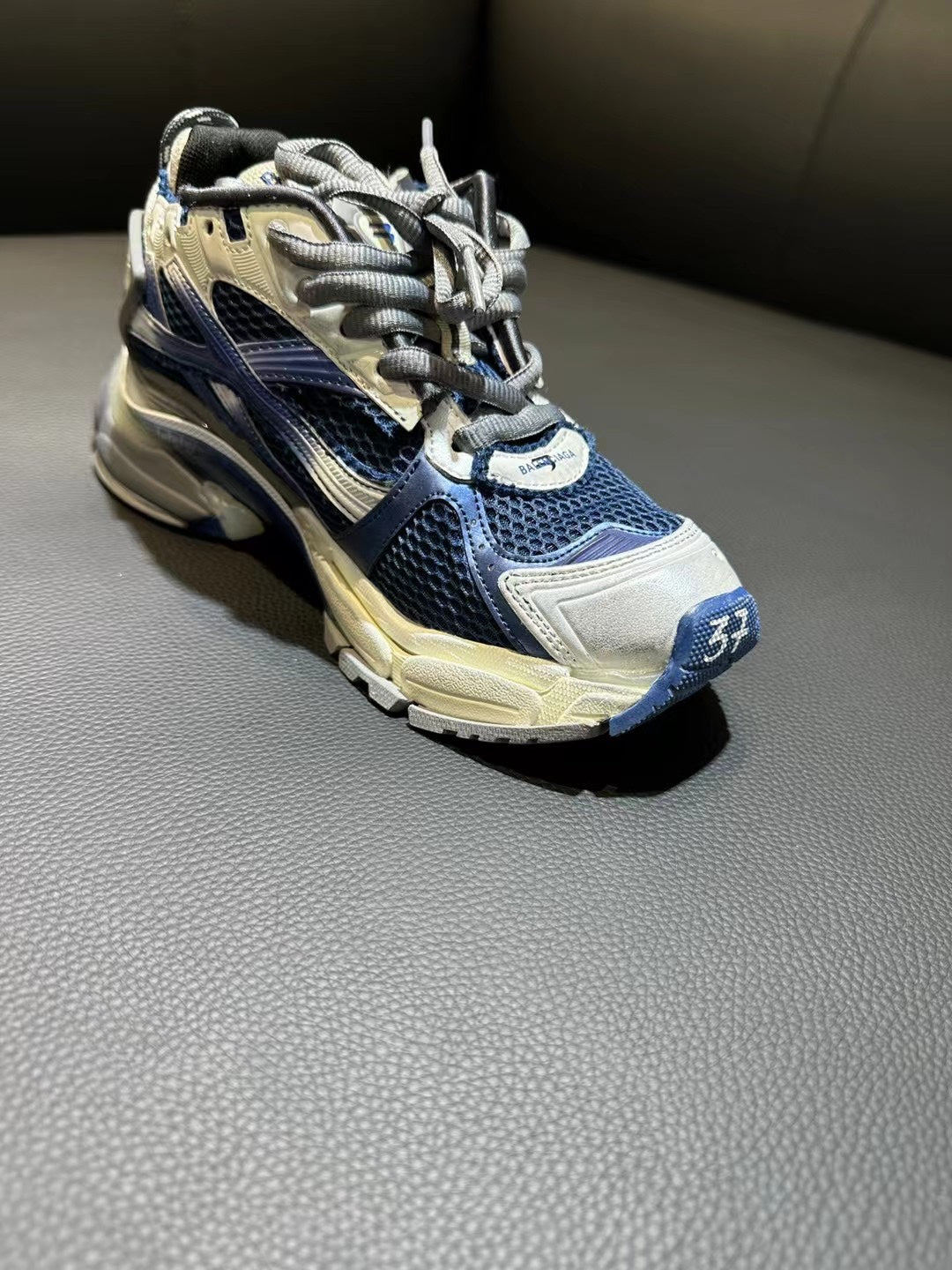 Balenciaga sneakers 36