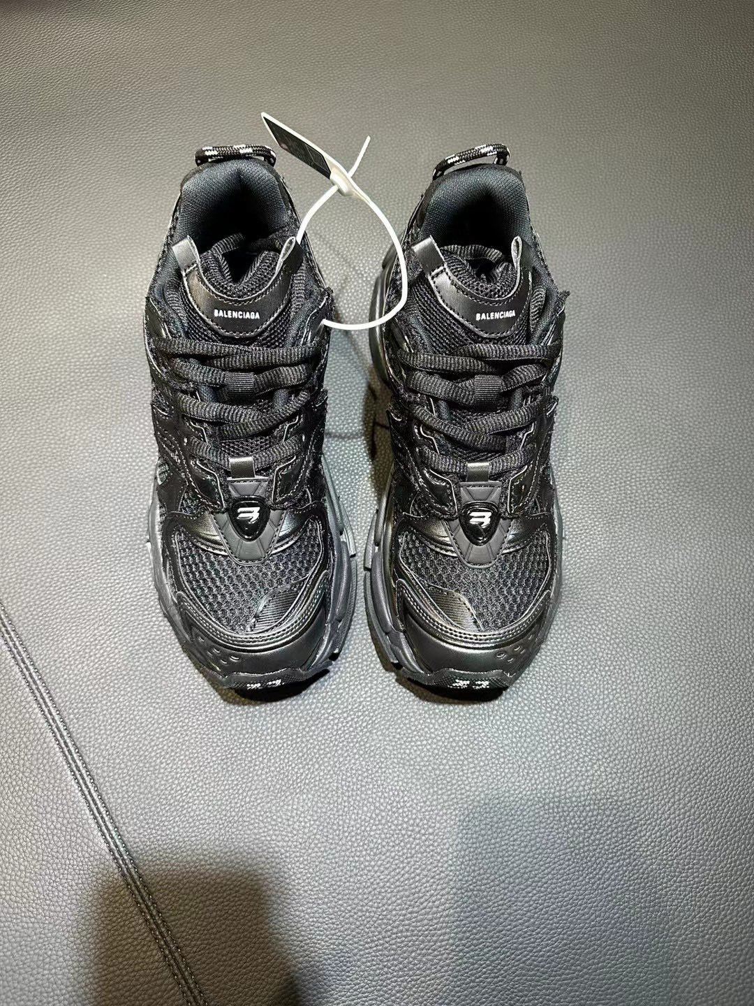 Balenciaga sneakers 37