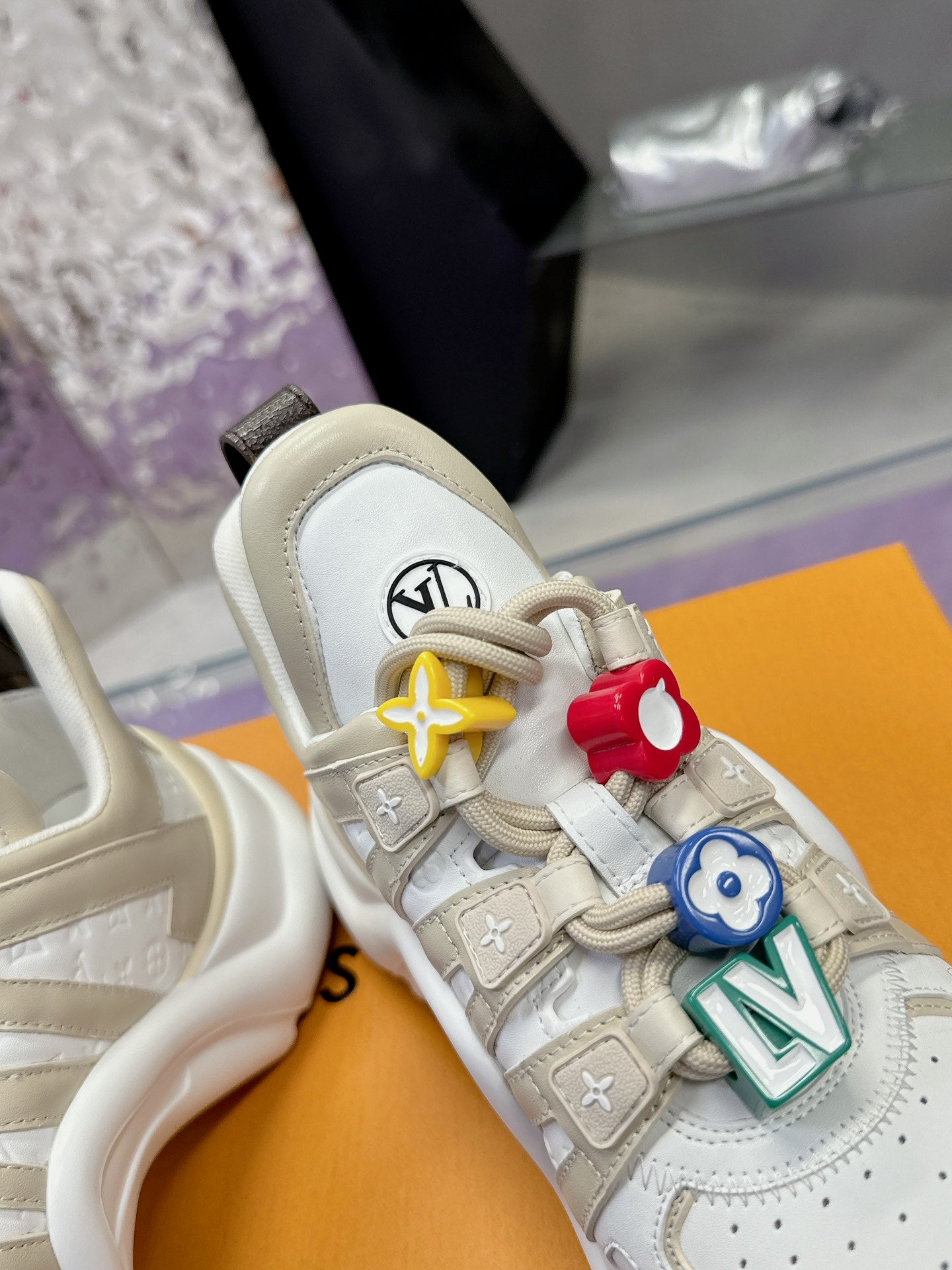 Louis Vuitton sneakers 257