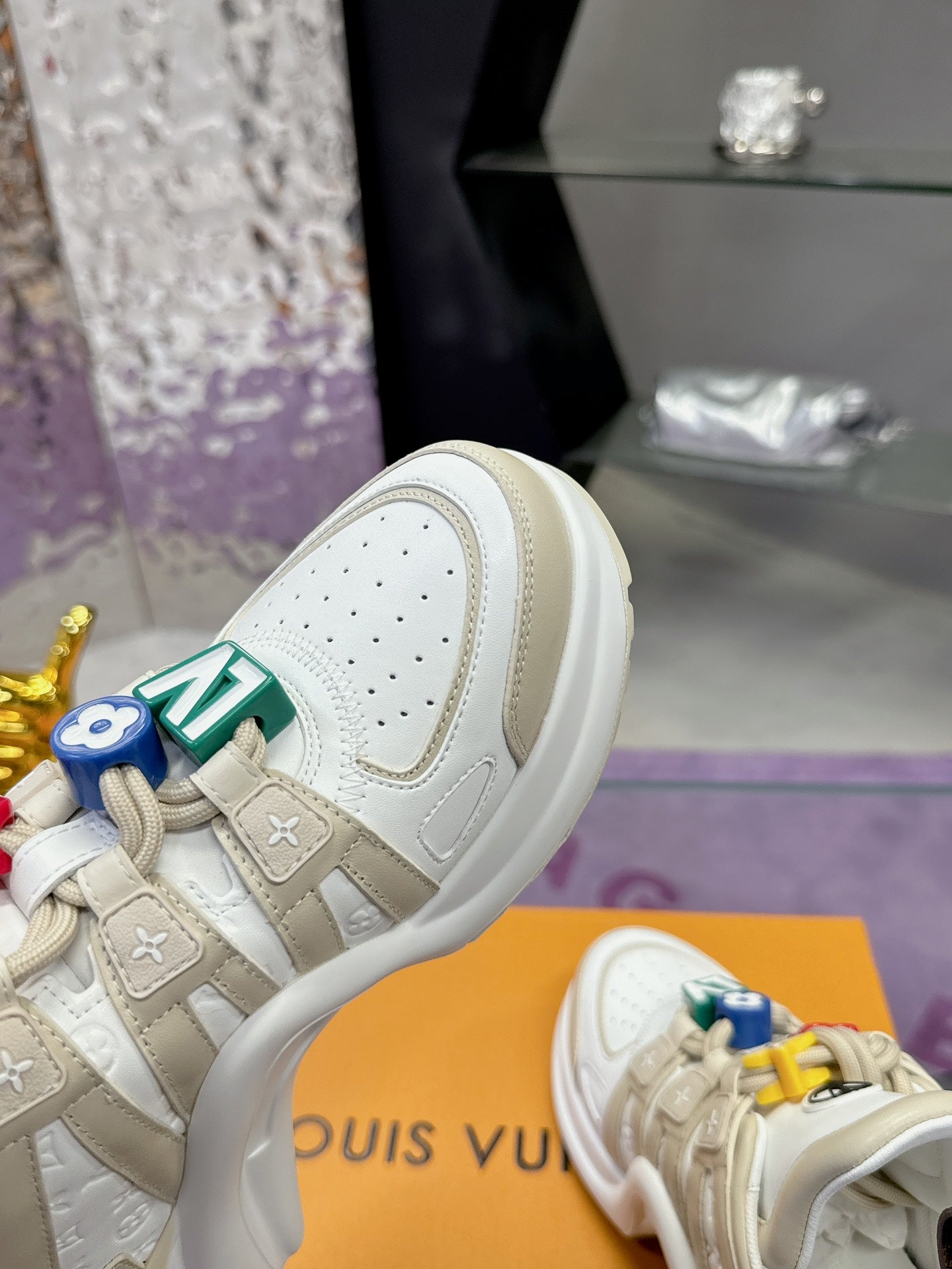 Louis Vuitton sneakers 257