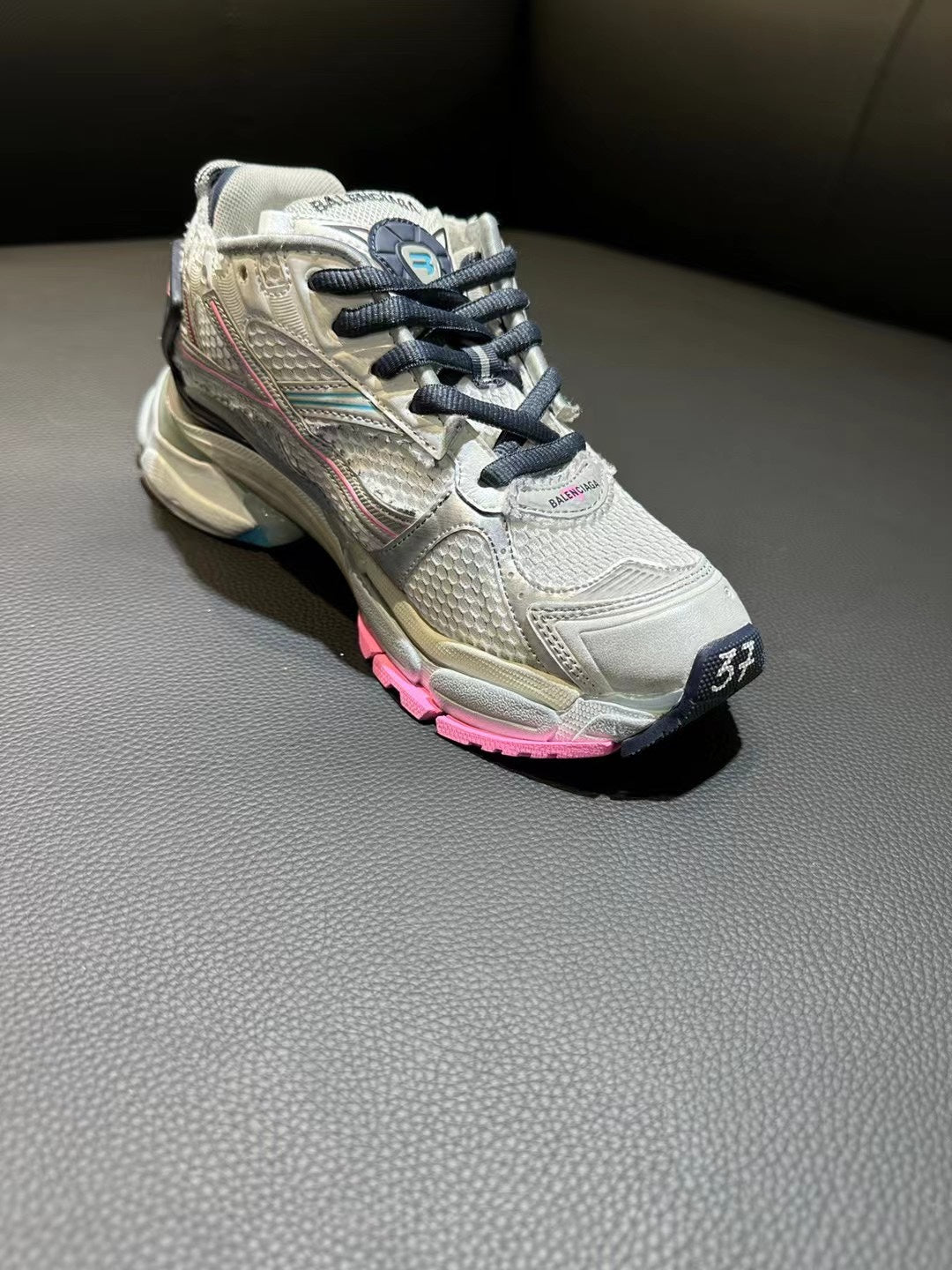 Balenciaga sneakers 39