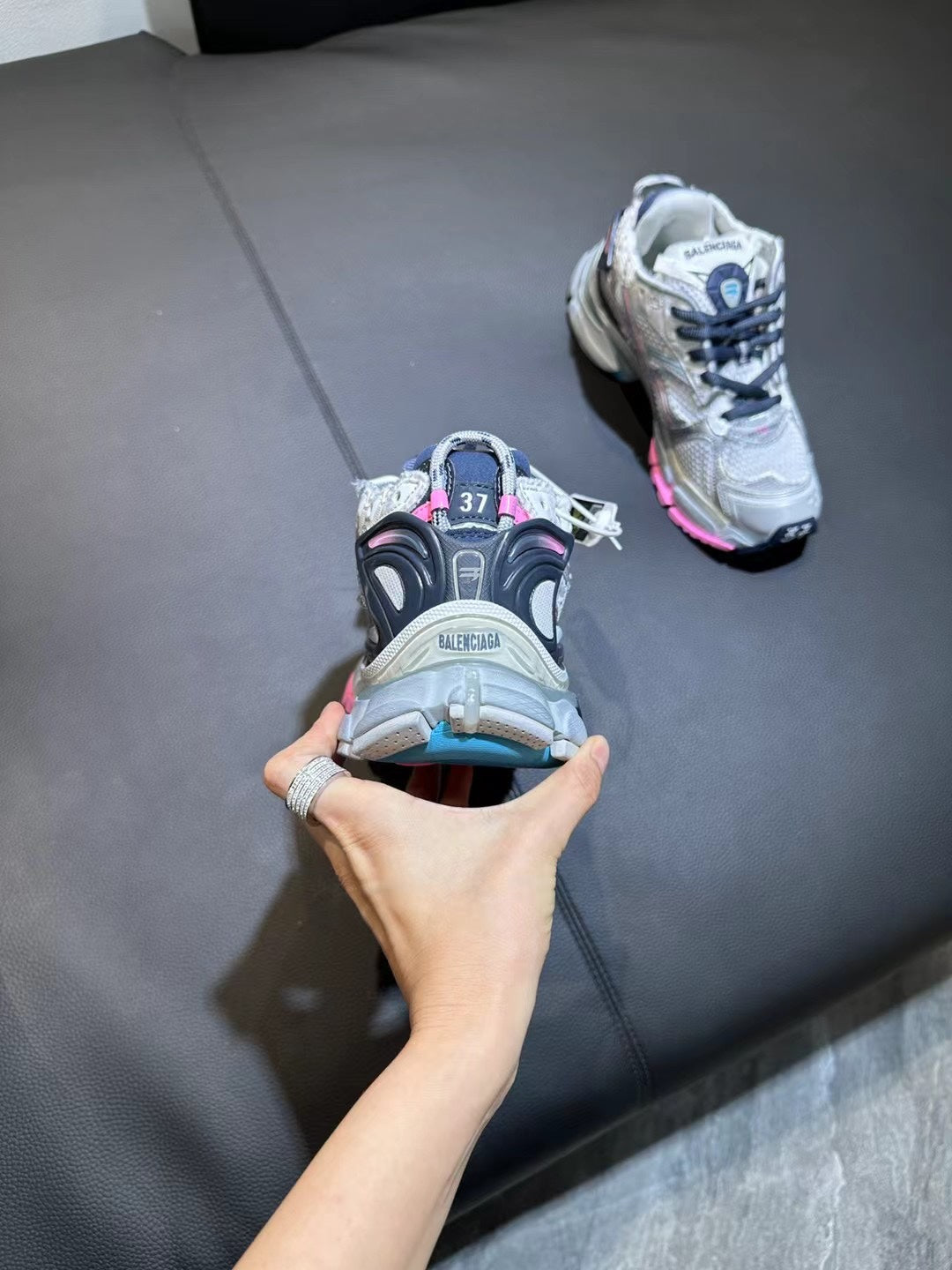Balenciaga sneakers 39