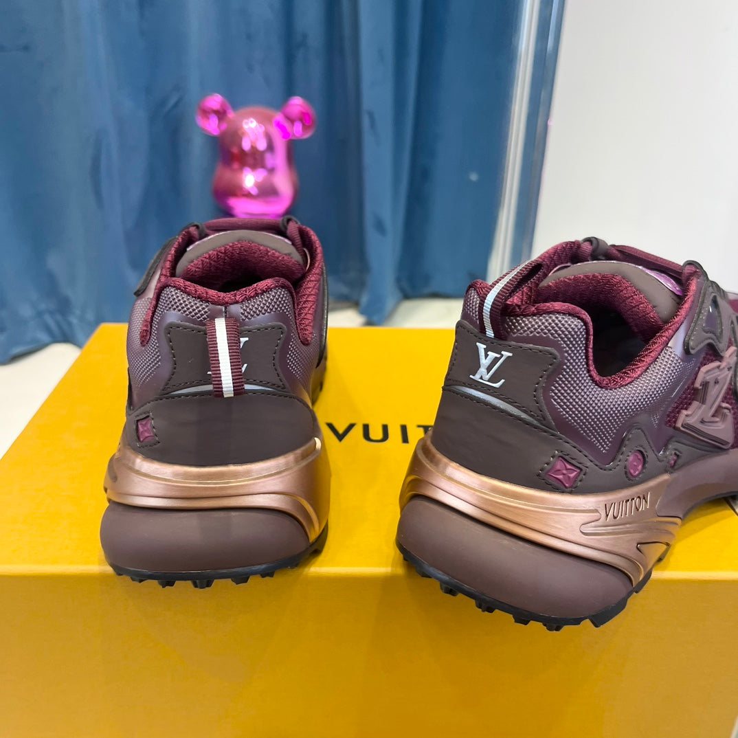Louis Vuitton sneakers 261