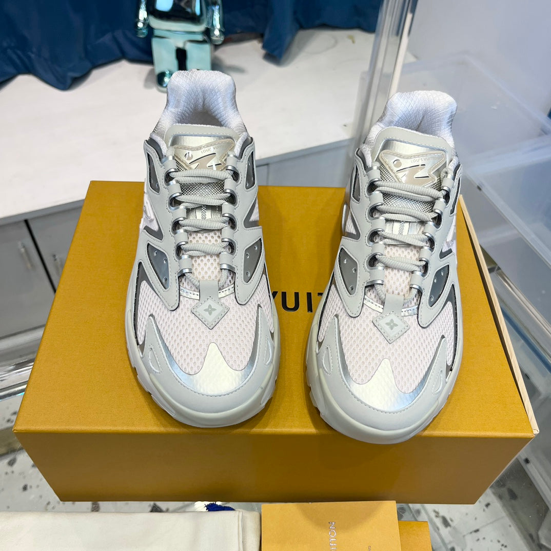 Louis Vuitton sneakers 262
