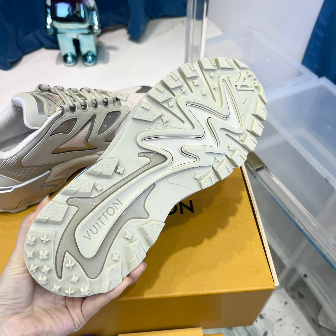 Louis Vuitton sneakers 262