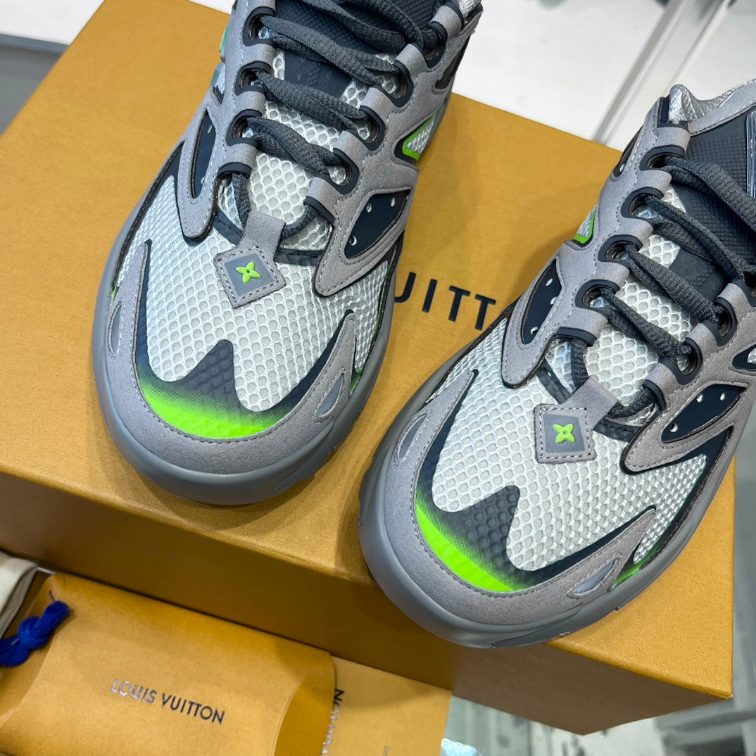 Louis Vuitton sneakers 263