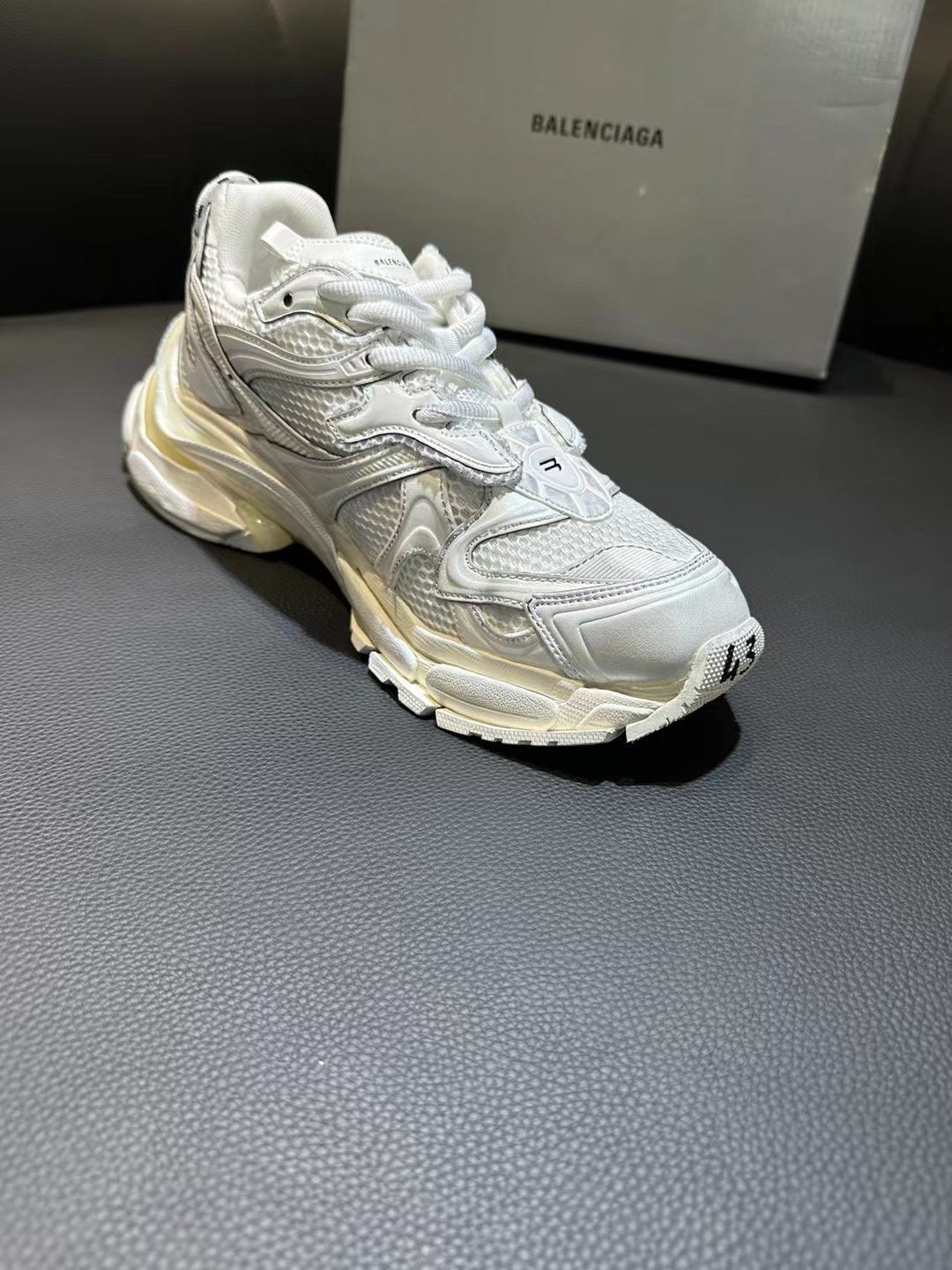 Balenciaga sneakers 42