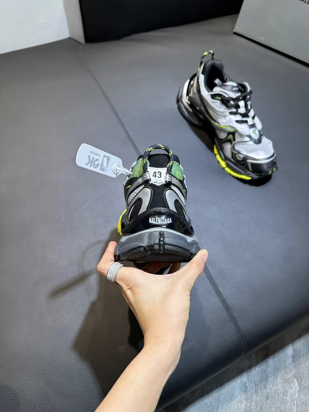 Balenciaga sneakers 43