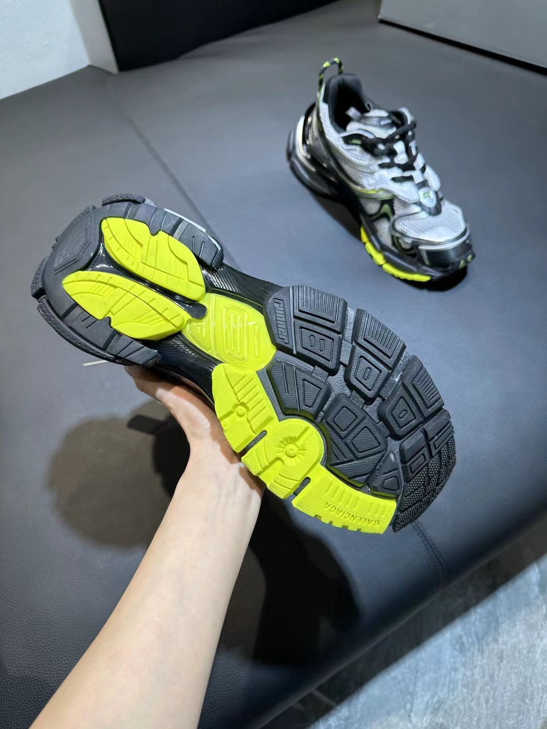 Balenciaga sneakers 43