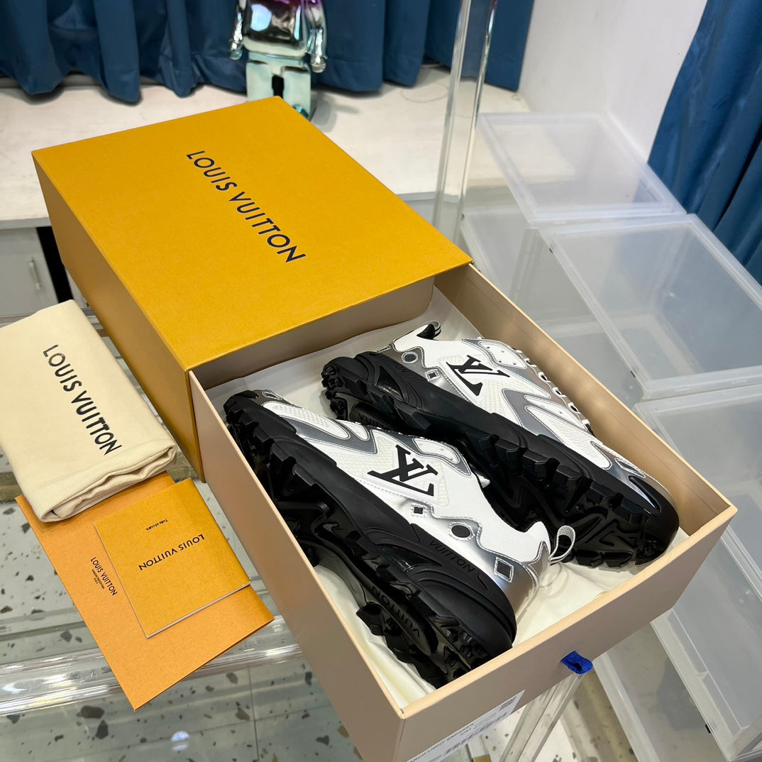 Louis Vuitton sneakers 265
