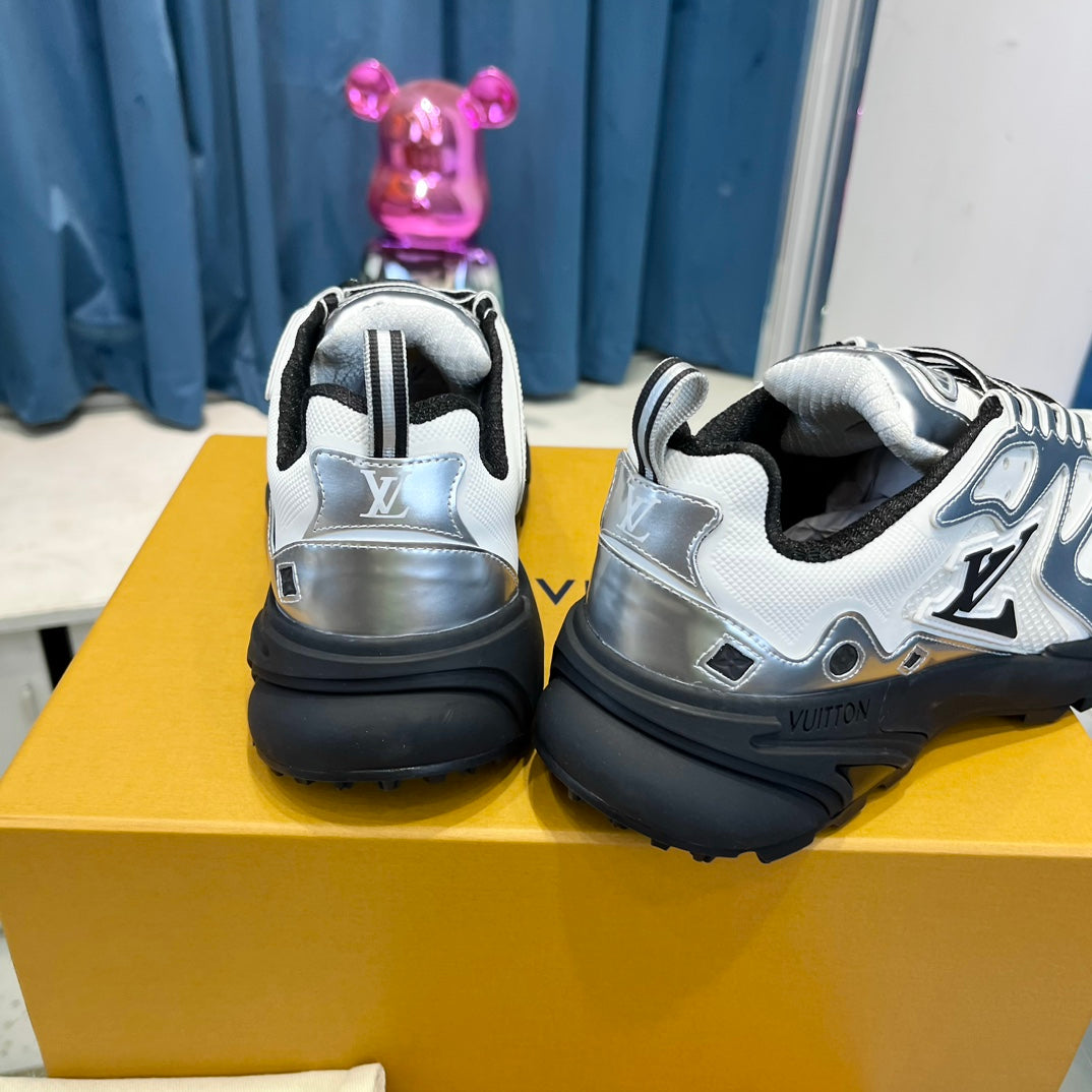 Louis Vuitton sneakers 265