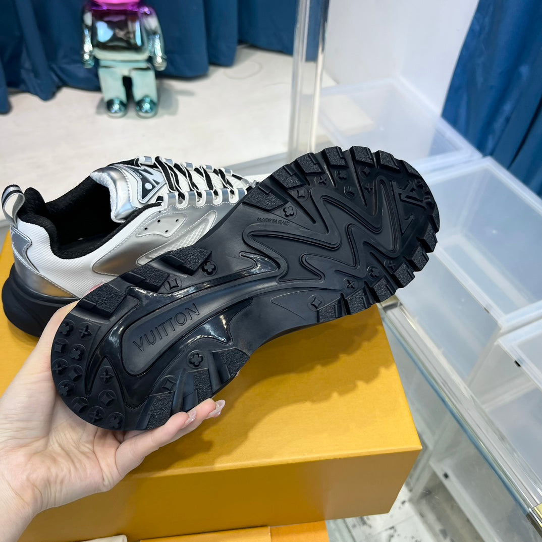 Louis Vuitton sneakers 265