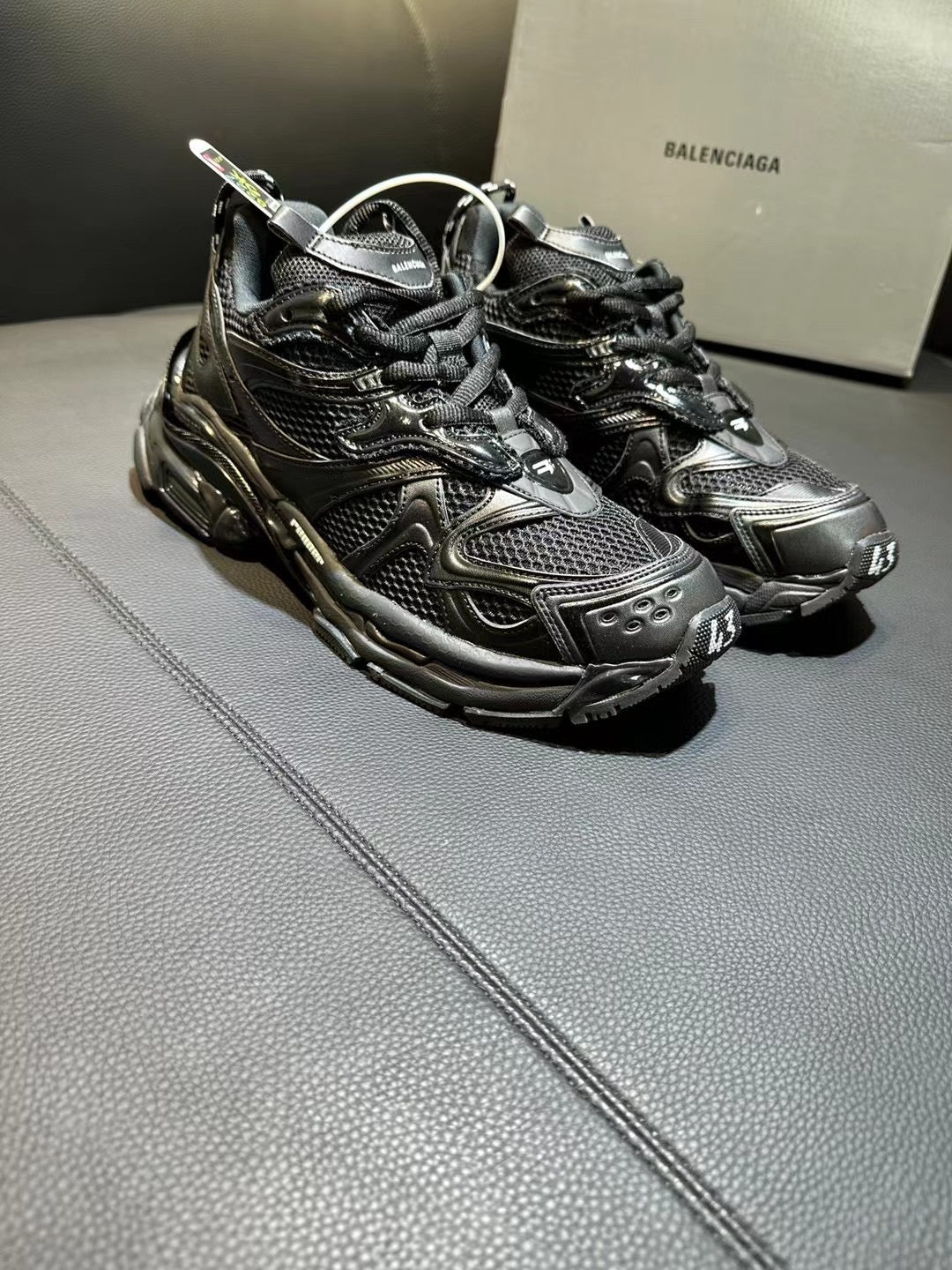 Balenciaga sneakers 44