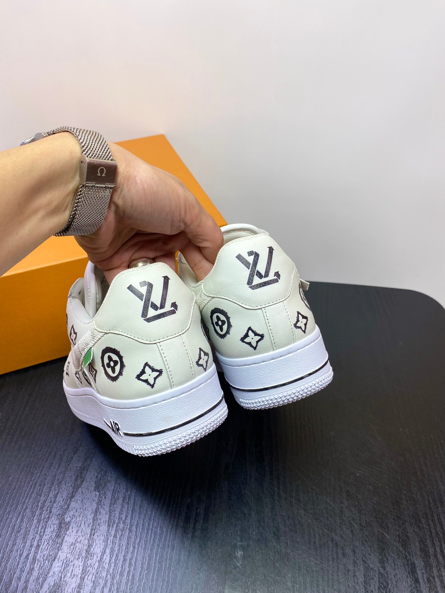 Louis Vuitton sneakers 271