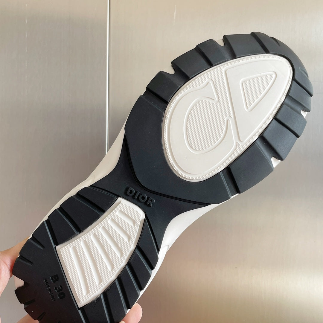 DIOR sneakers 34