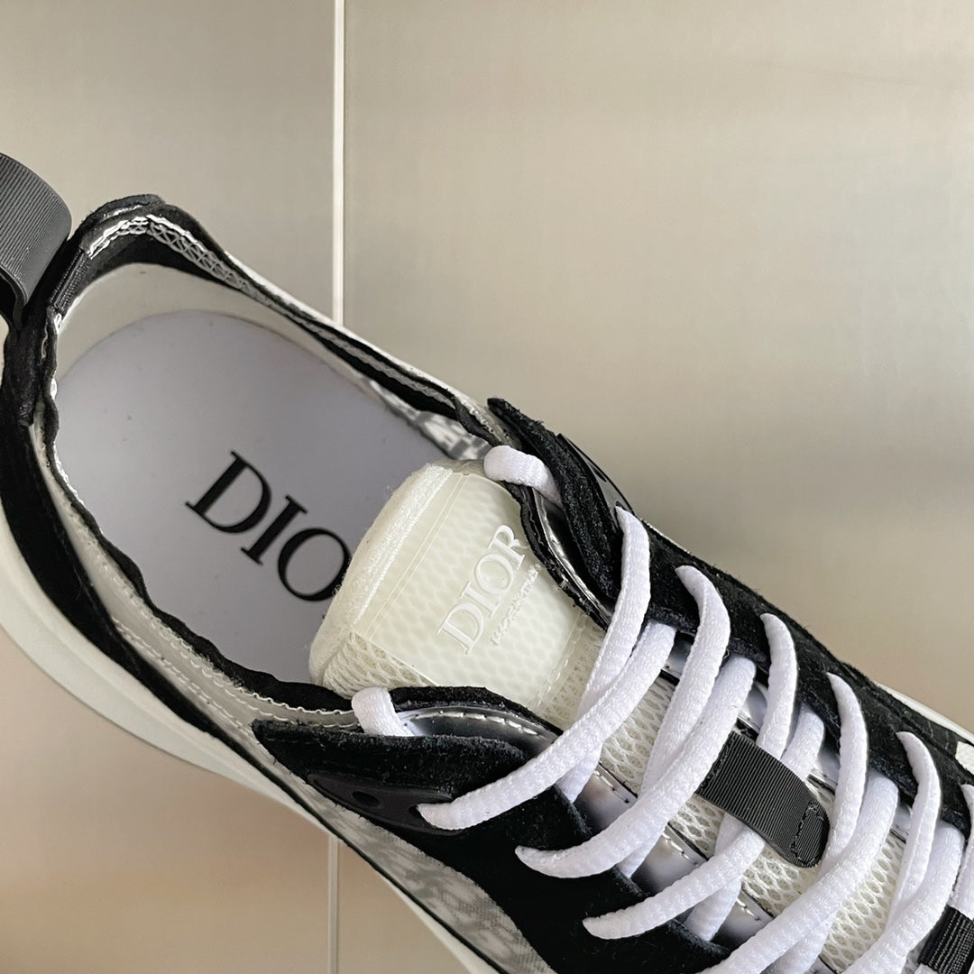 DIOR sneakers 60