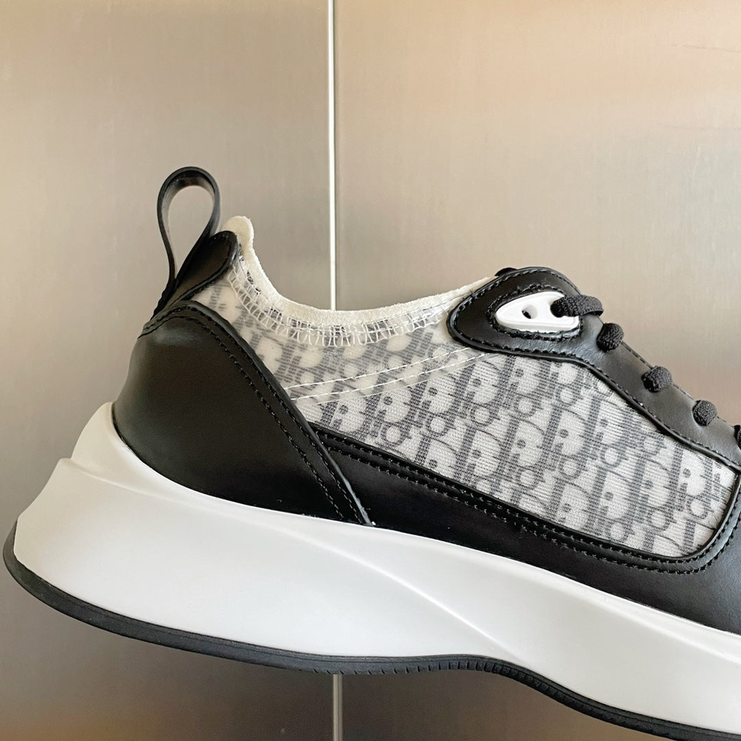 DIOR sneakers 66