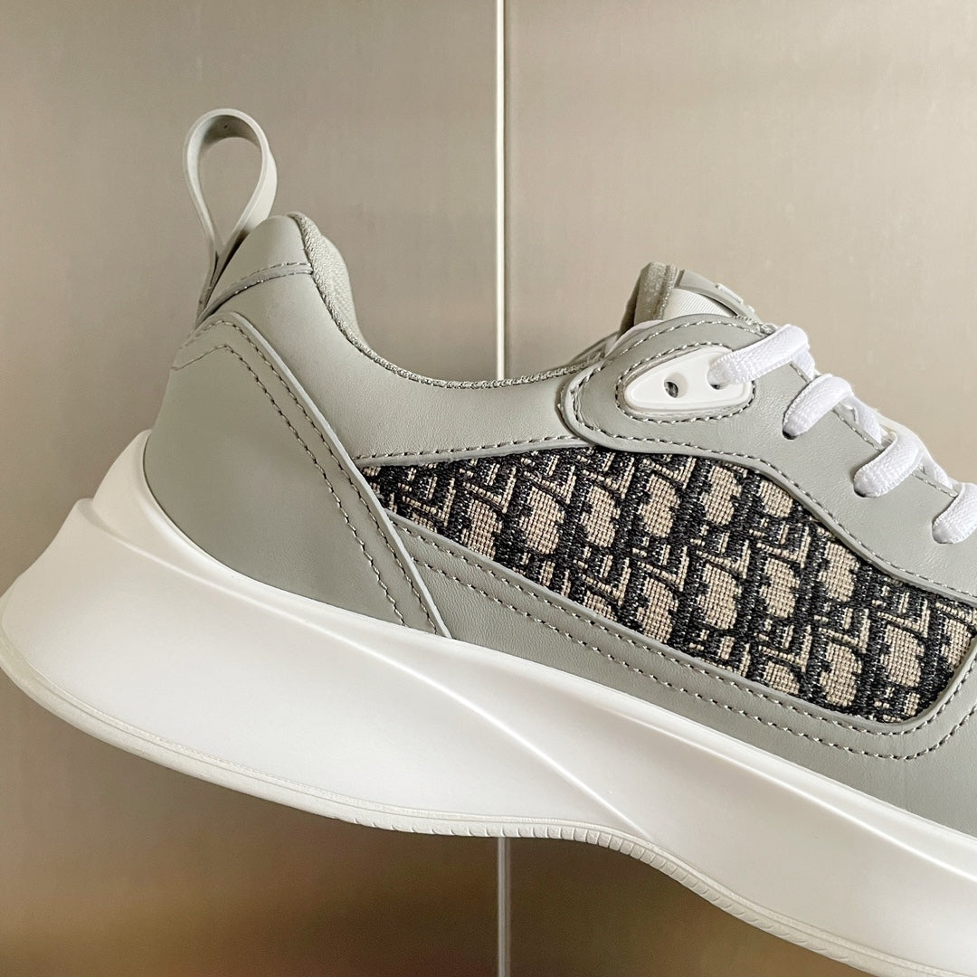 DIOR sneakers 68