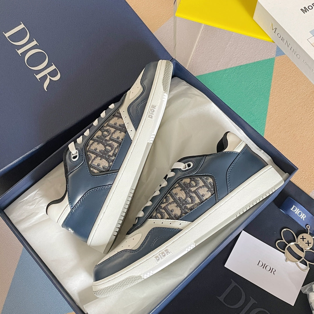 DIOR sneakers 70