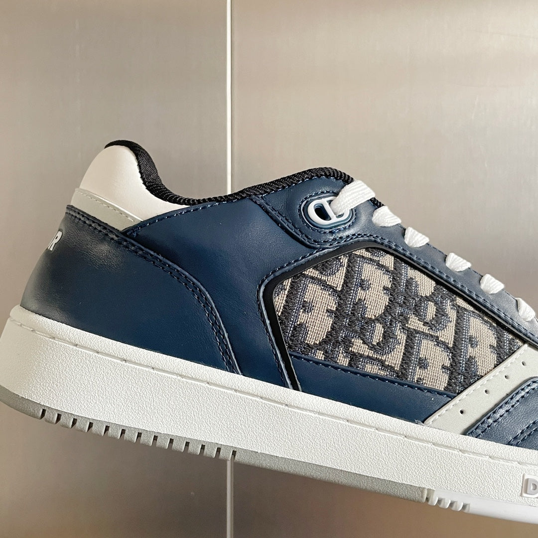 DIOR sneakers 70