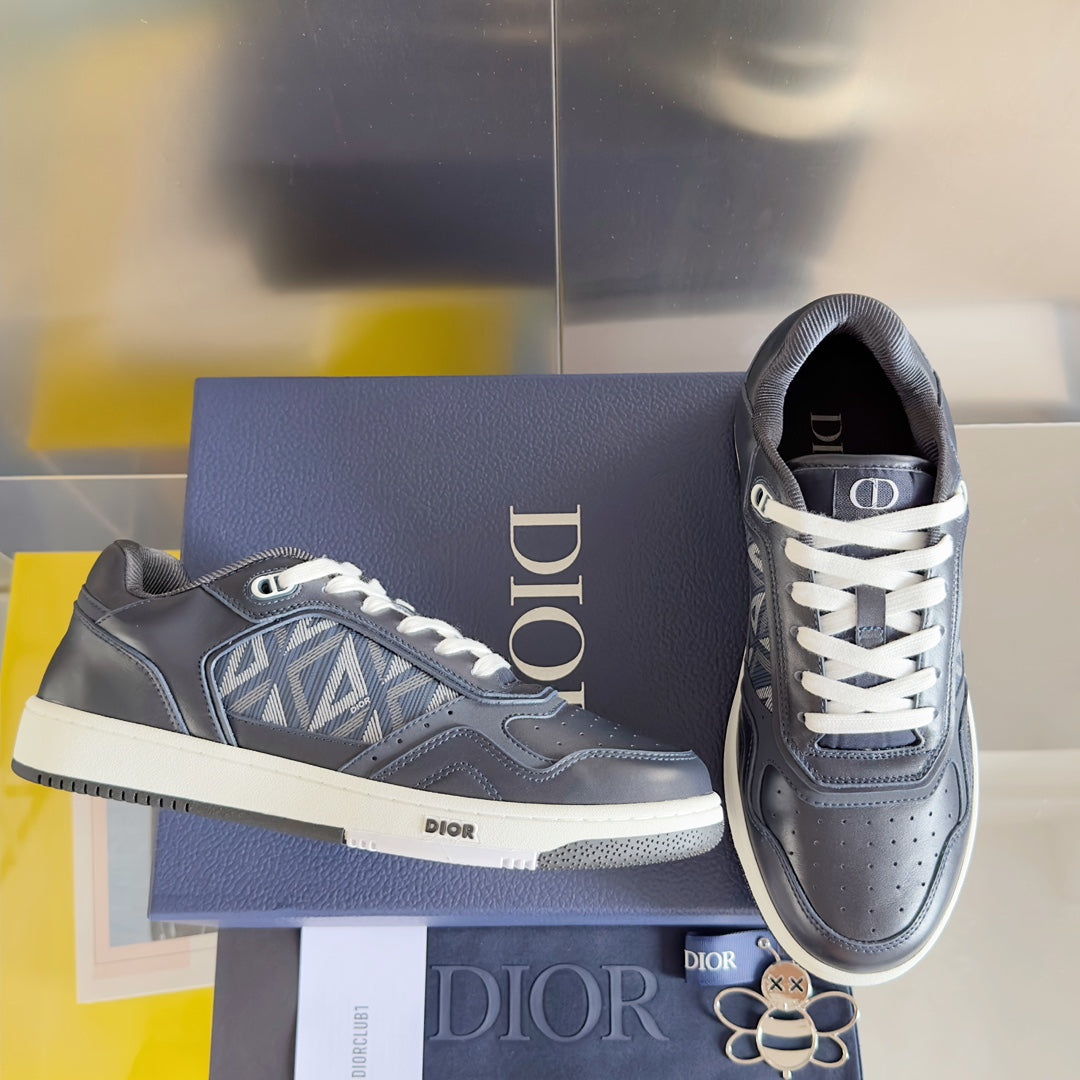 DIOR sneakers 77