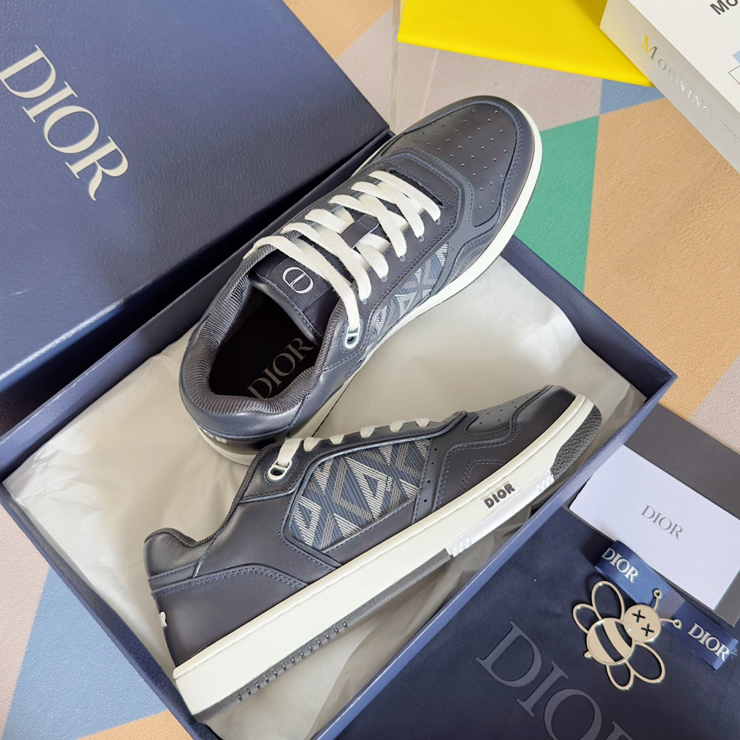 DIOR sneakers 77
