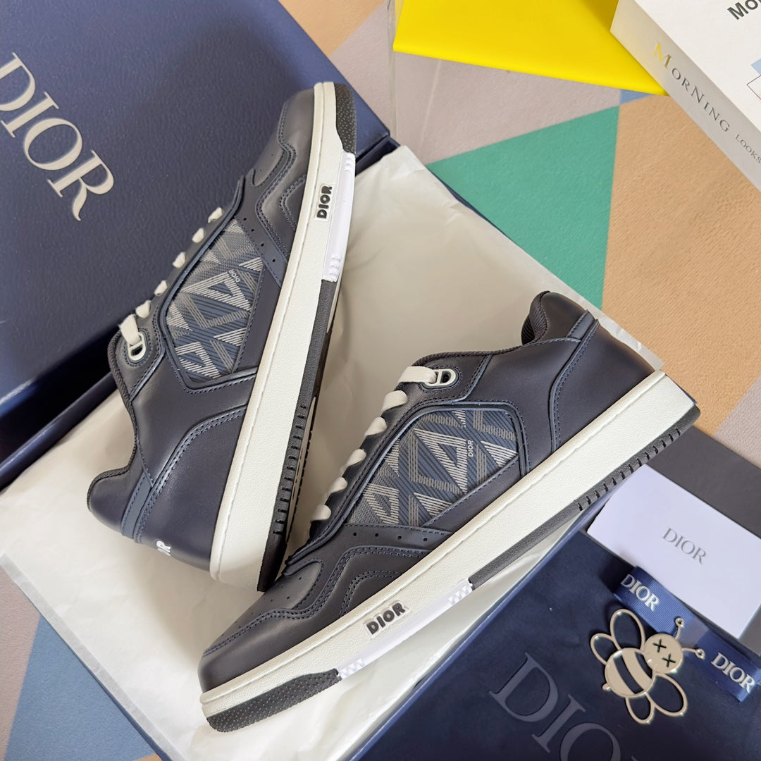 DIOR sneakers 77