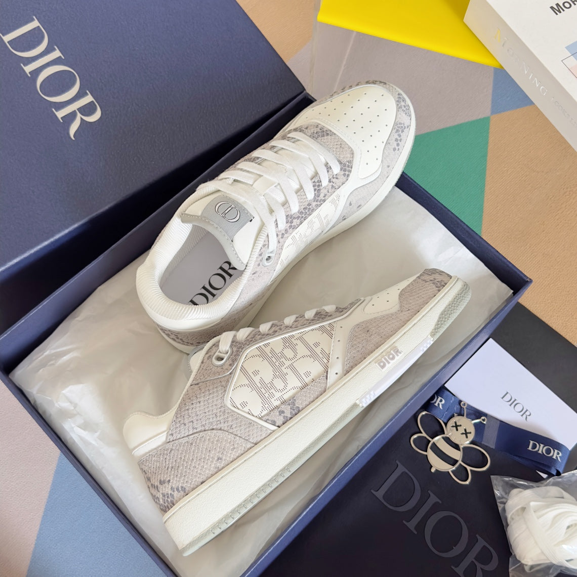 DIOR sneakers 81